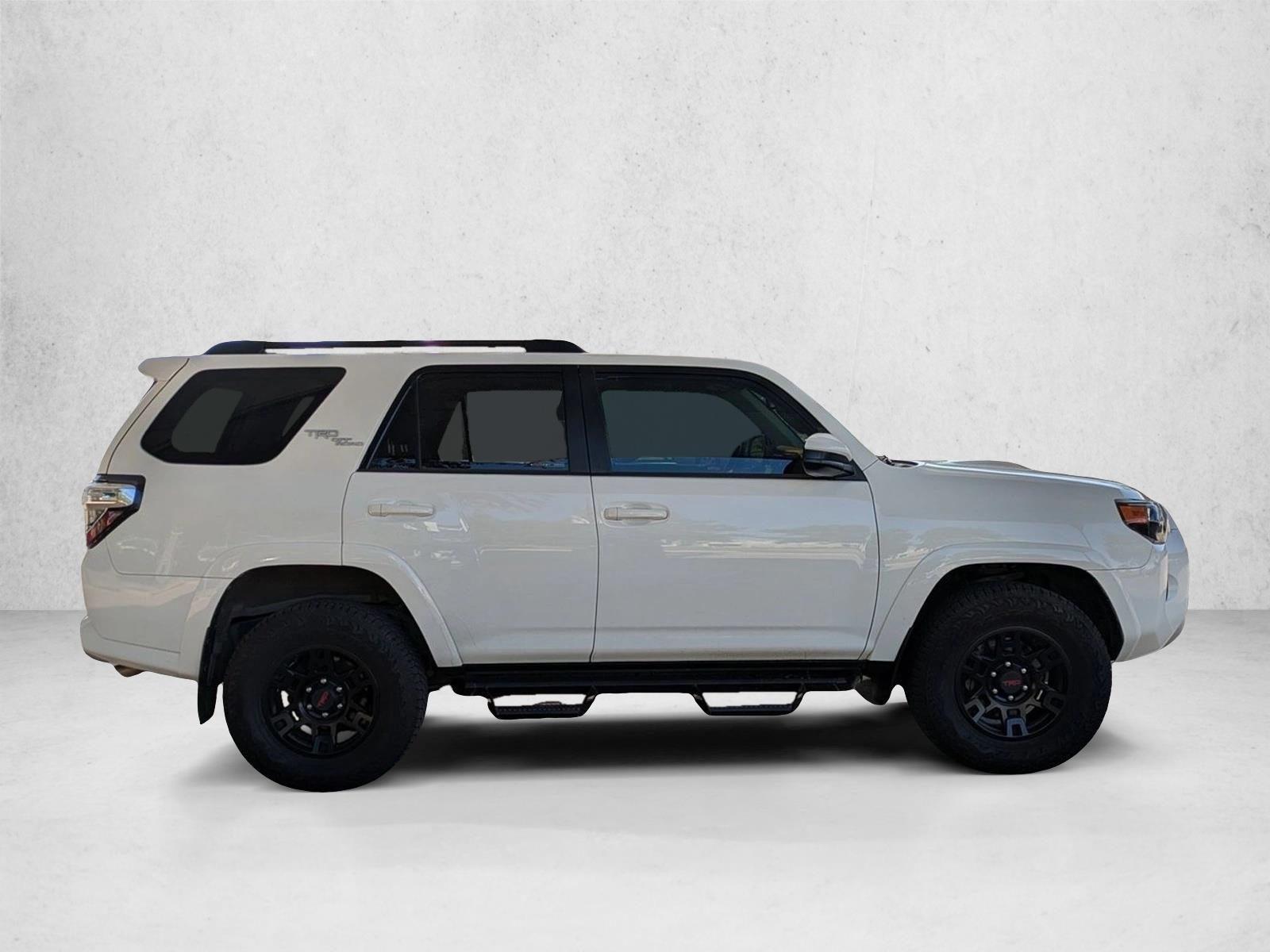 2022 Toyota 4Runner TRD photo 4