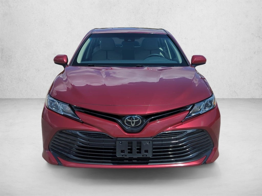 Used 2018 Toyota Camry LE Sedan