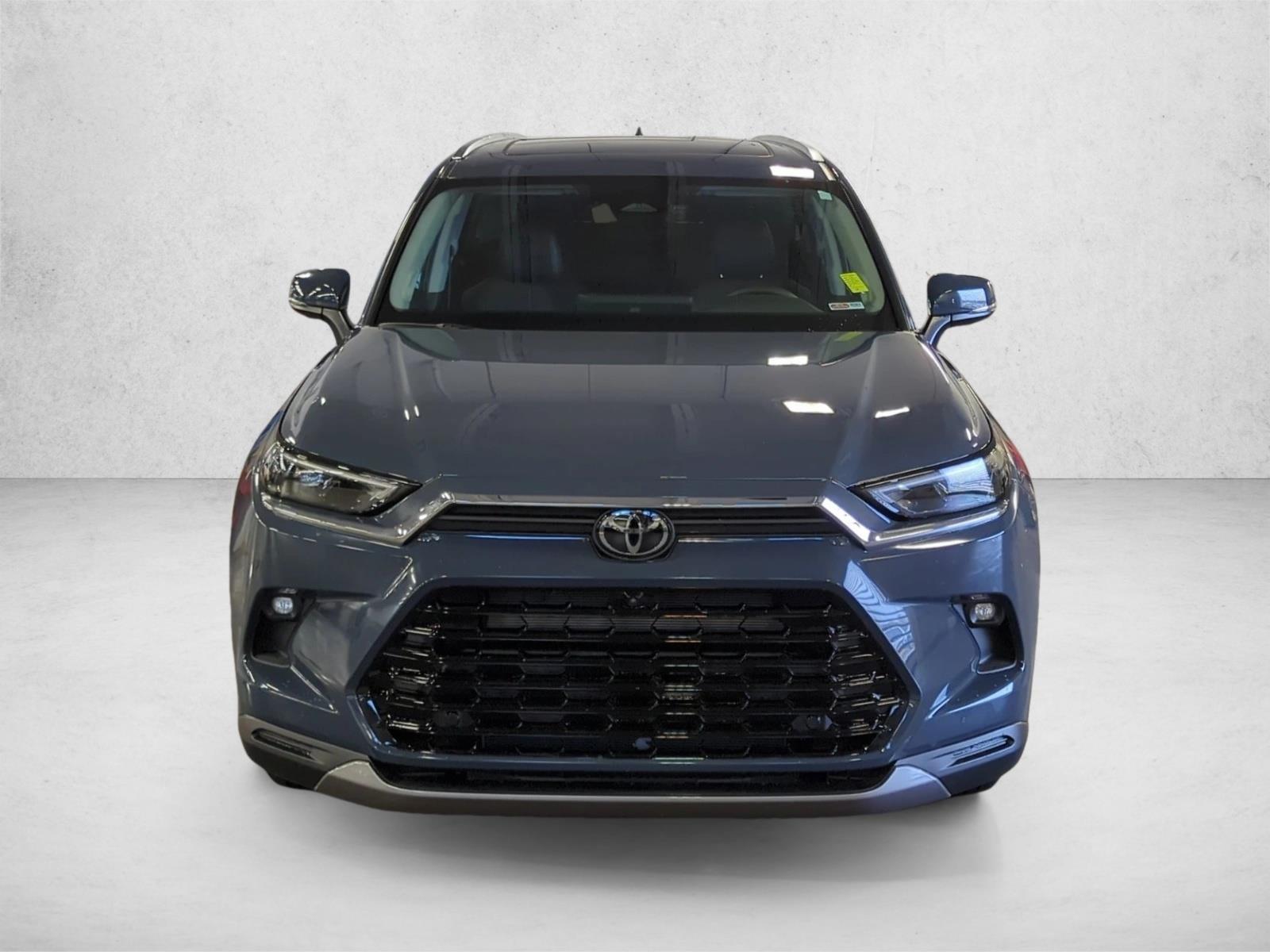 2025 Toyota Grand Highlander Limited photo 2
