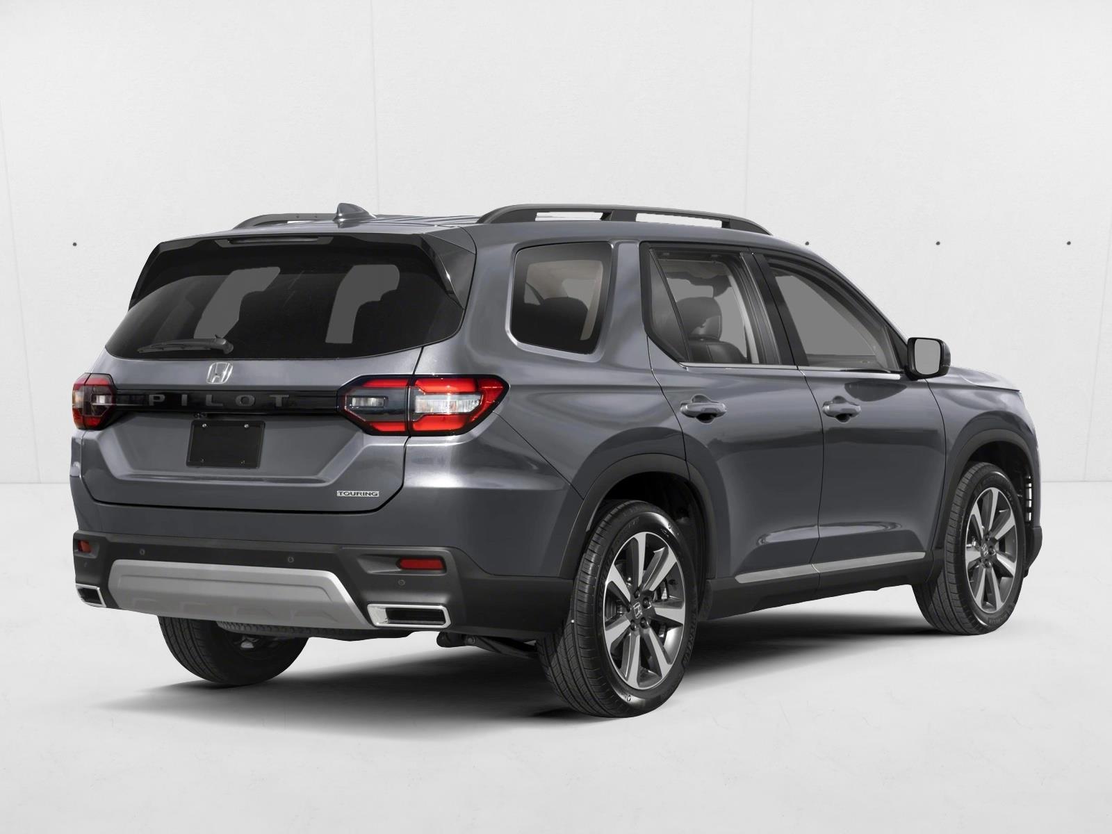 2025 Honda Pilot Touring photo 2