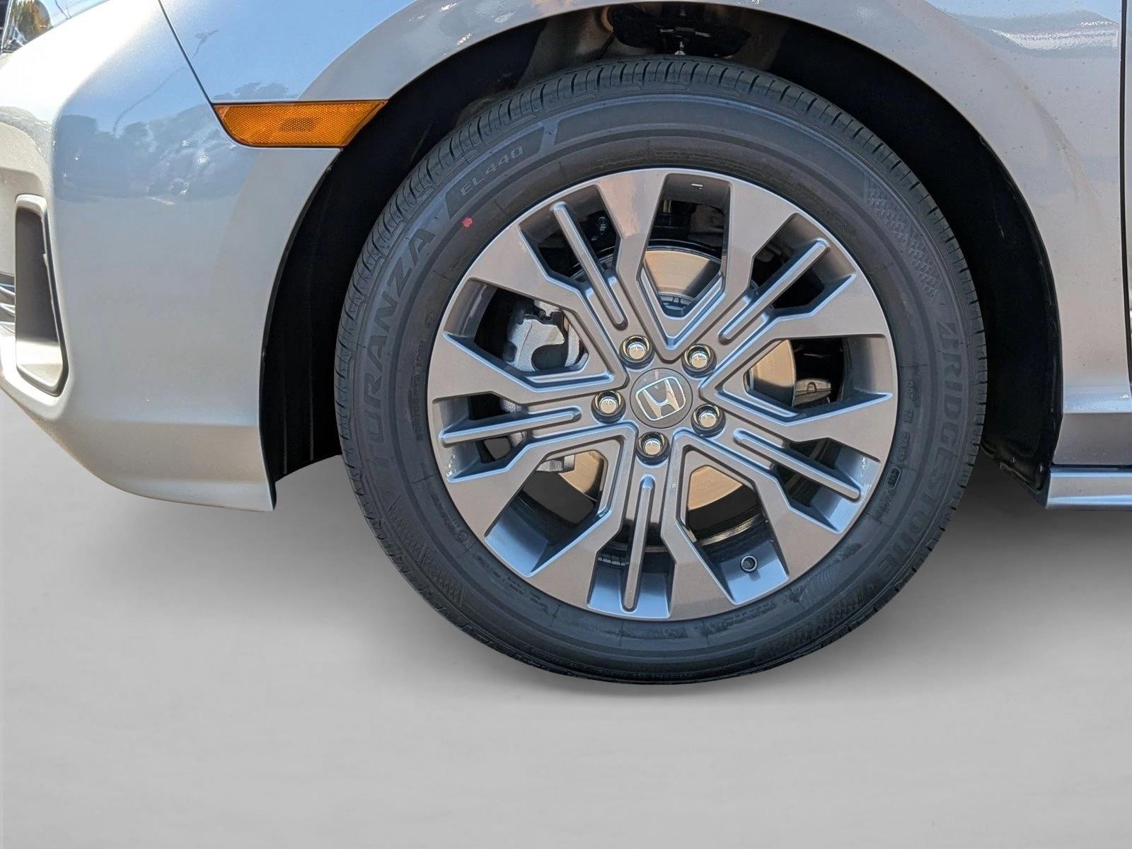 2026 Honda Odyssey Touring - Photo 13