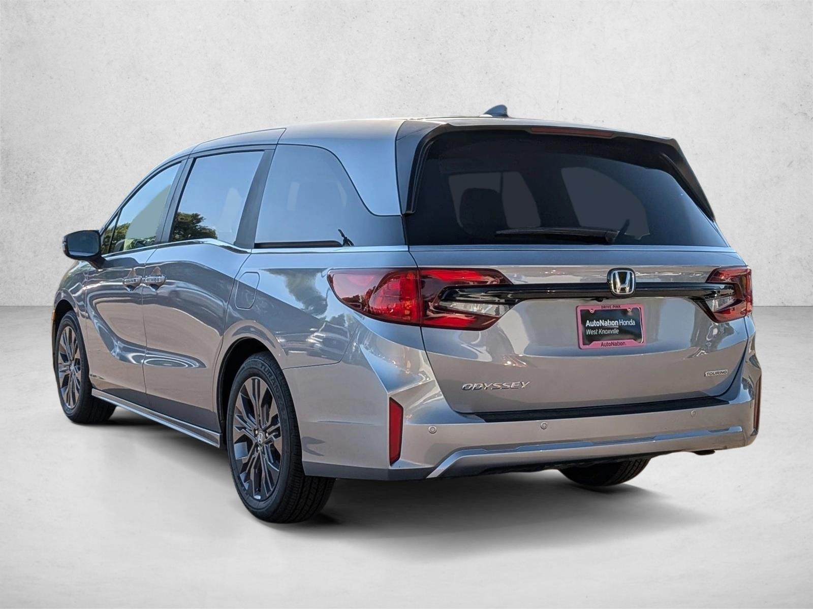 2026 Honda Odyssey Touring - Photo 9