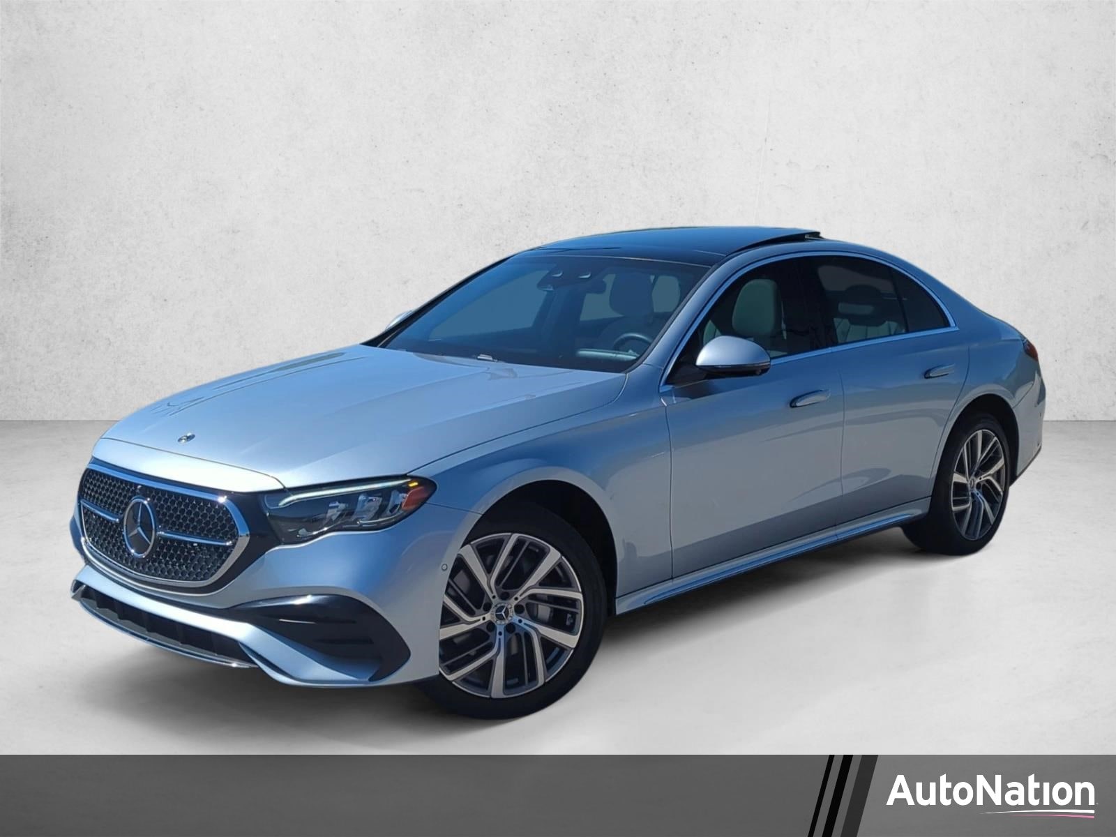 2025 Mercedes-Benz E-Class E350 4MATIC's photo