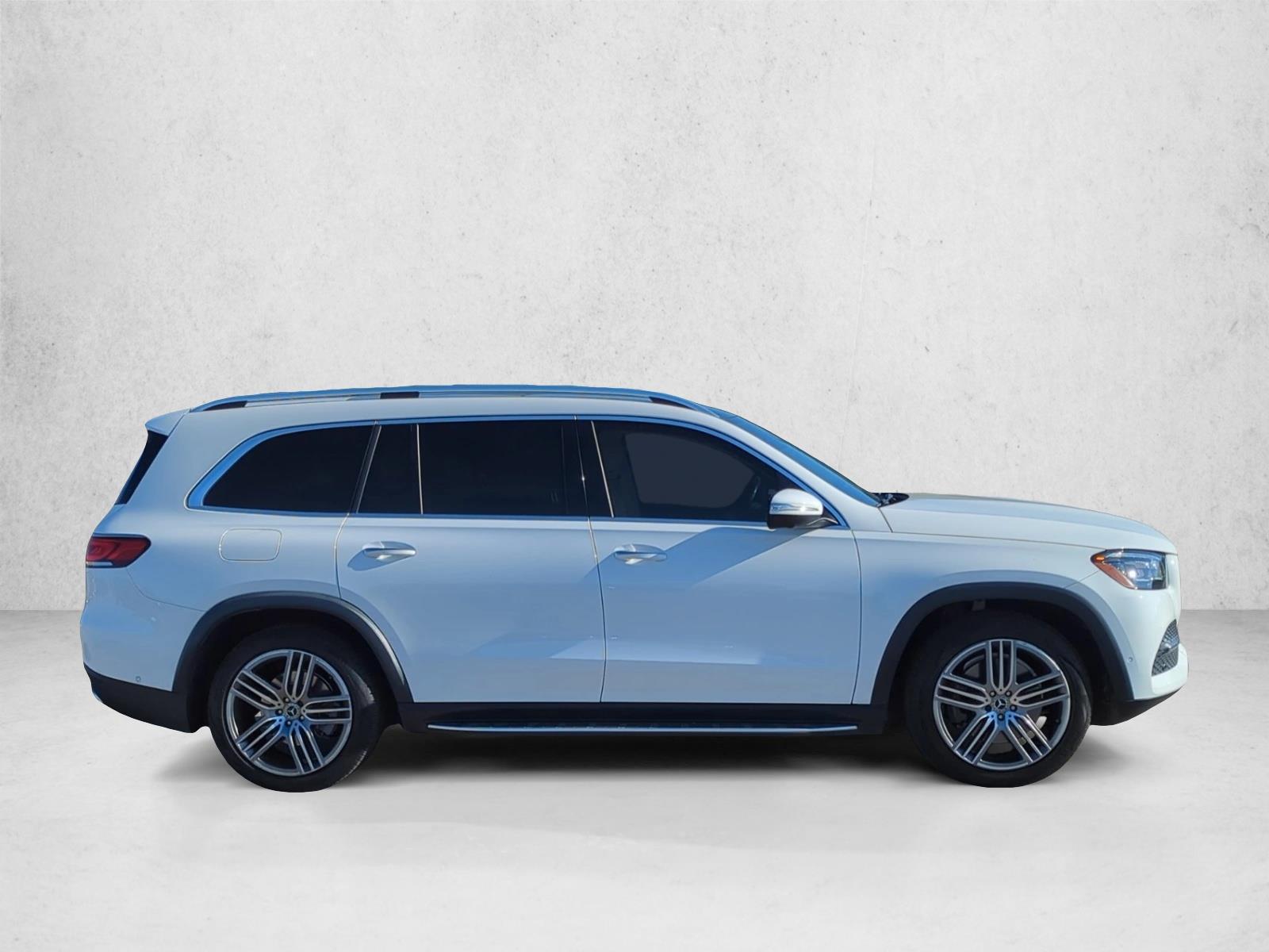 2021 Mercedes Benz GLS 450 4MATIC photo 4