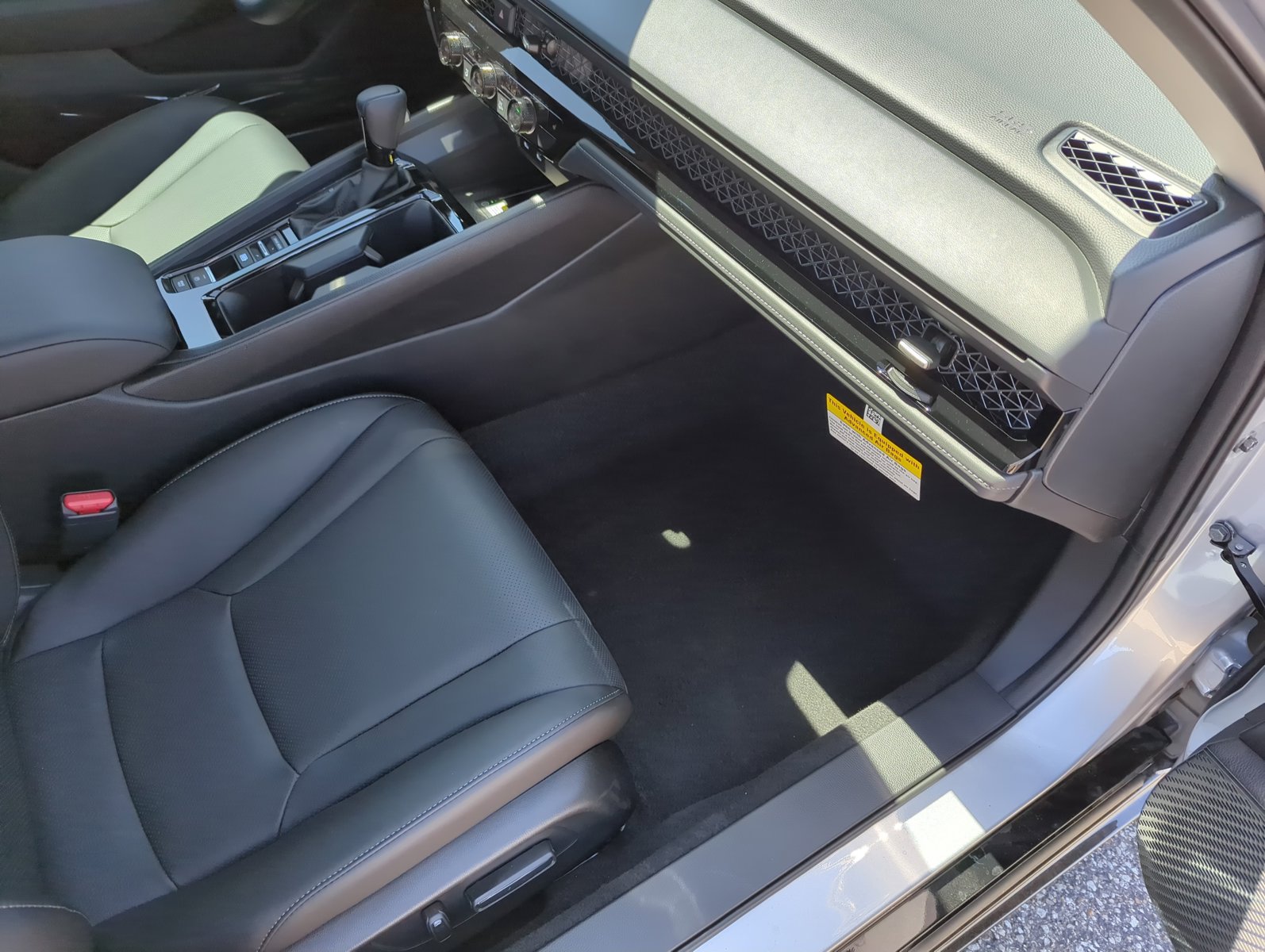 2025 Honda Accord Hybrid EX-L photo 4