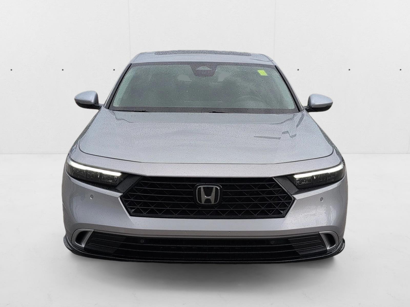 2024 Honda Accord Hybrid Touring photo 2
