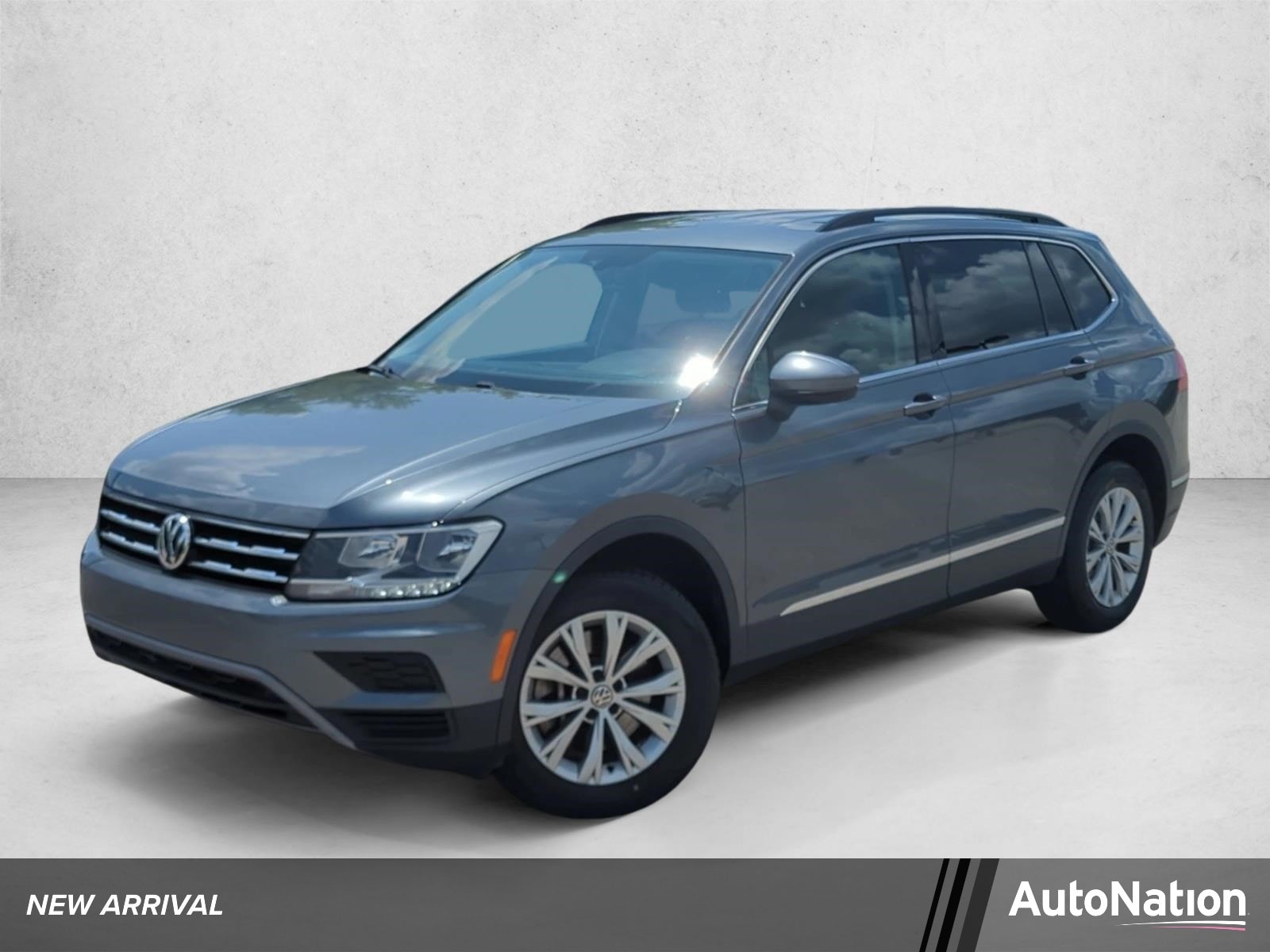2018 Volkswagen Tiguan 2.0T SE's photo