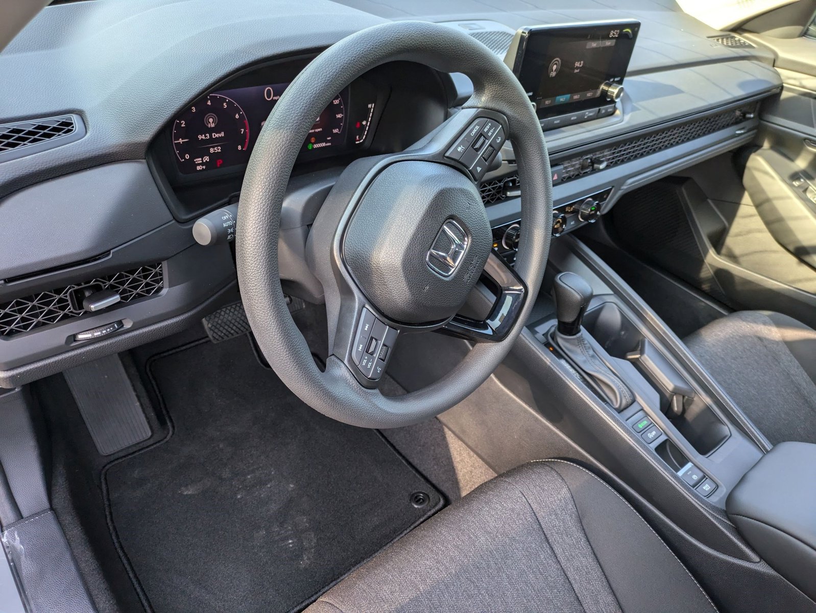 2025 Honda Accord SE photo 3