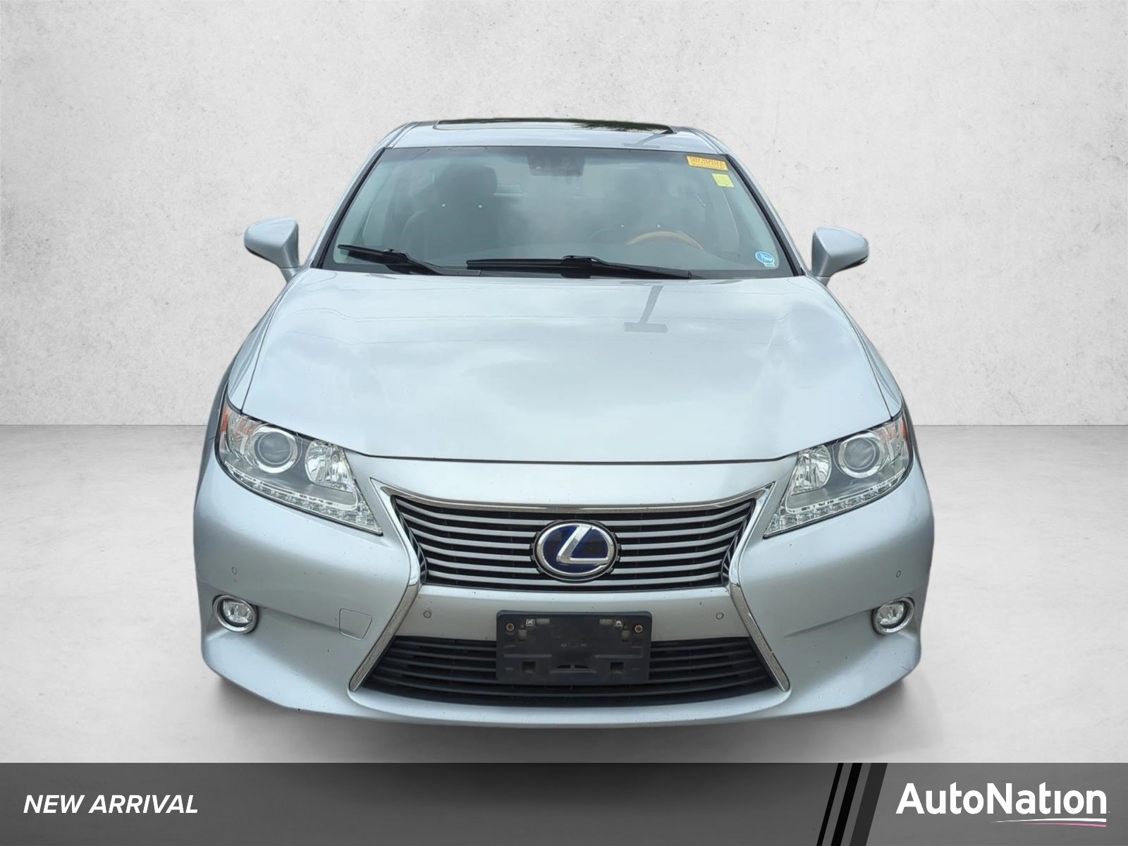 2014 Lexus ES 350 300h's photo