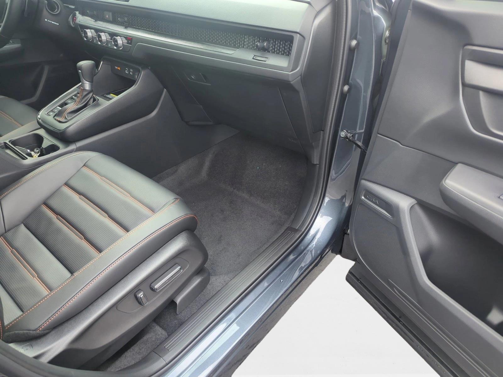 2026 Honda CR-V Hybrid Sport-L photo 4