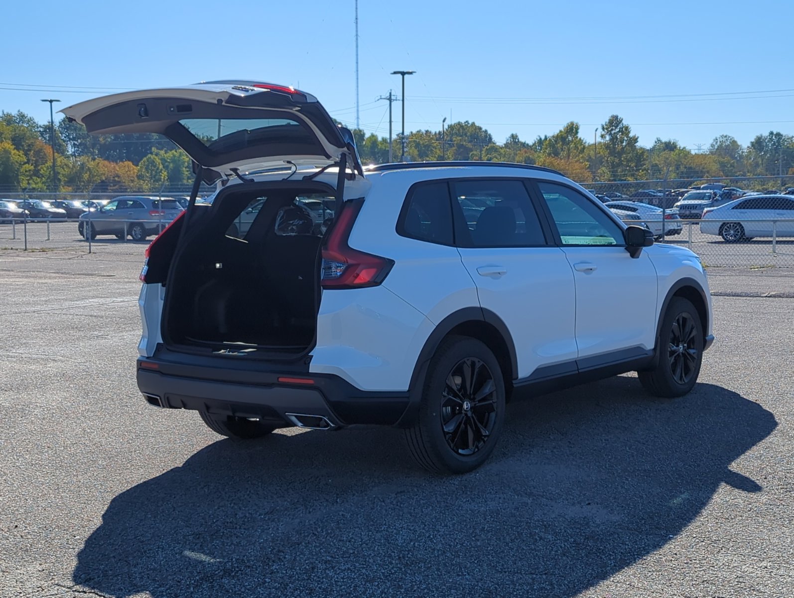 2026 Honda CR-V Hybrid Sport Touring photo 2