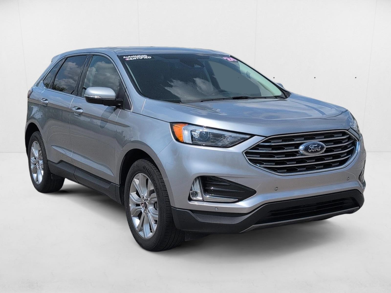 2024 Ford Edge Titanium photo 3