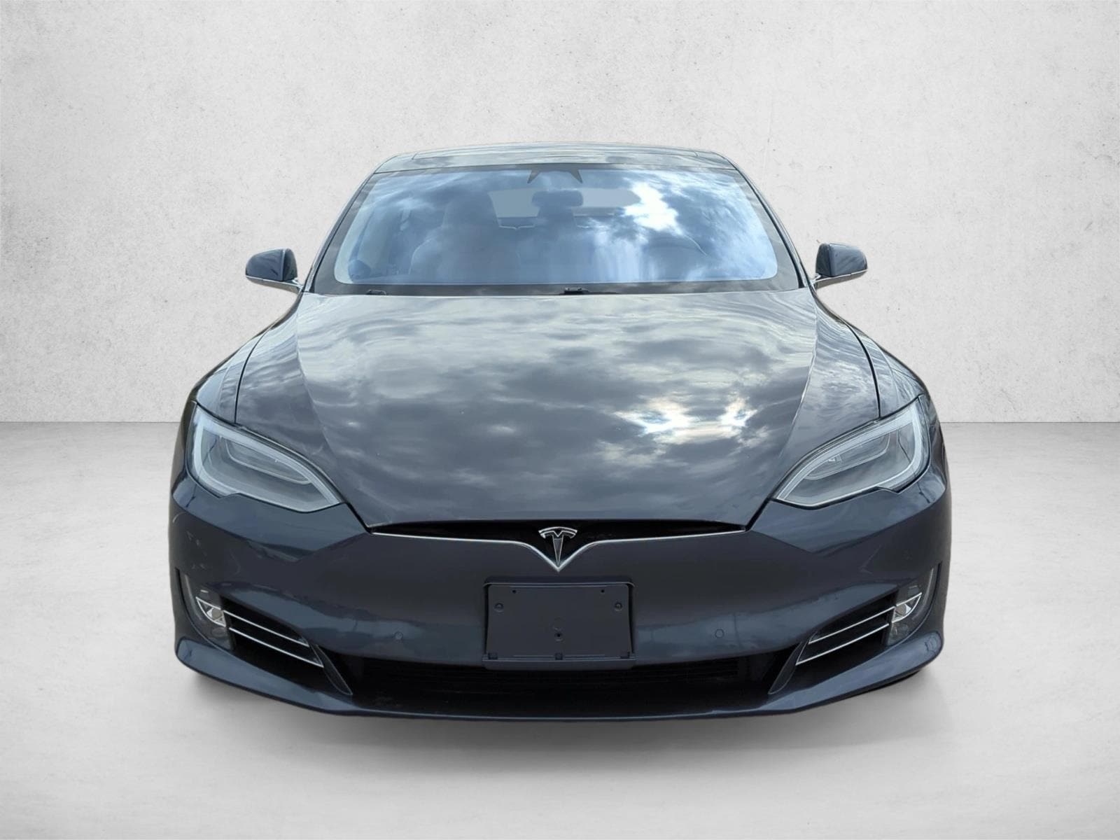 Used 2018 Tesla Model S 100D with VIN 5YJSA1E23JF257078 for sale in Memphis, TN