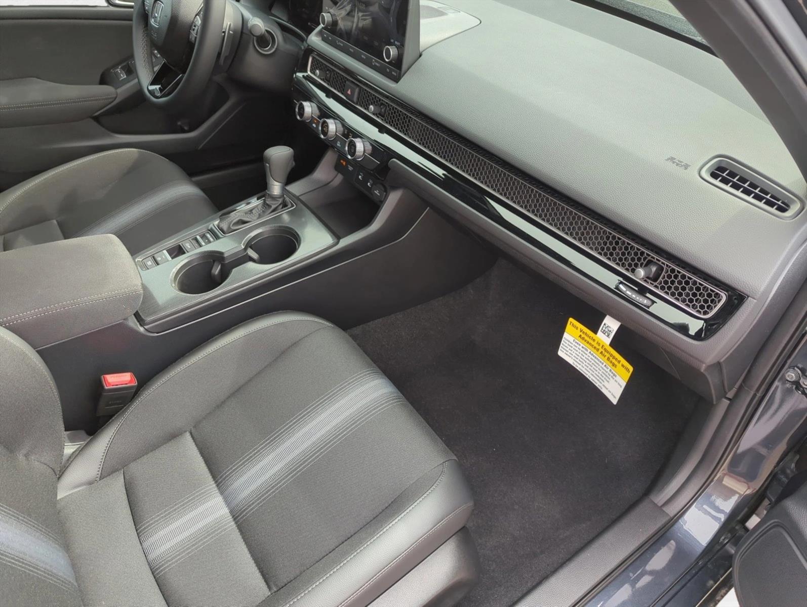 2026 Honda Civic Sport Hatchback photo 3