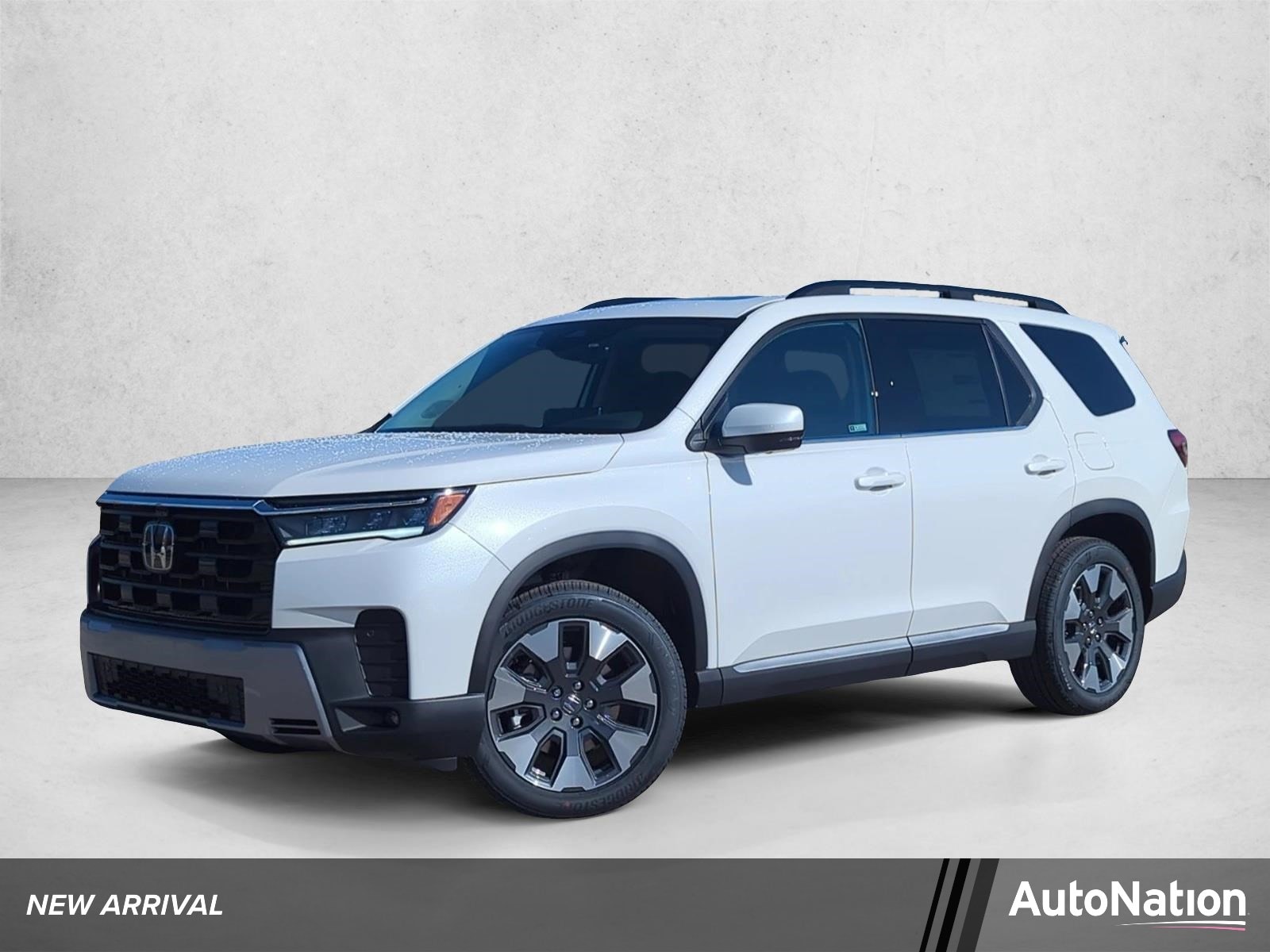 2026 Honda Pilot Touring AWD's photo