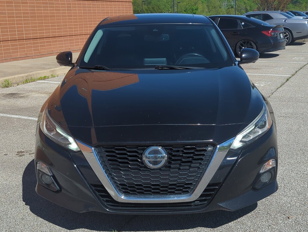 Used 2019 Nissan Altima 2.5 Platinum Sedan