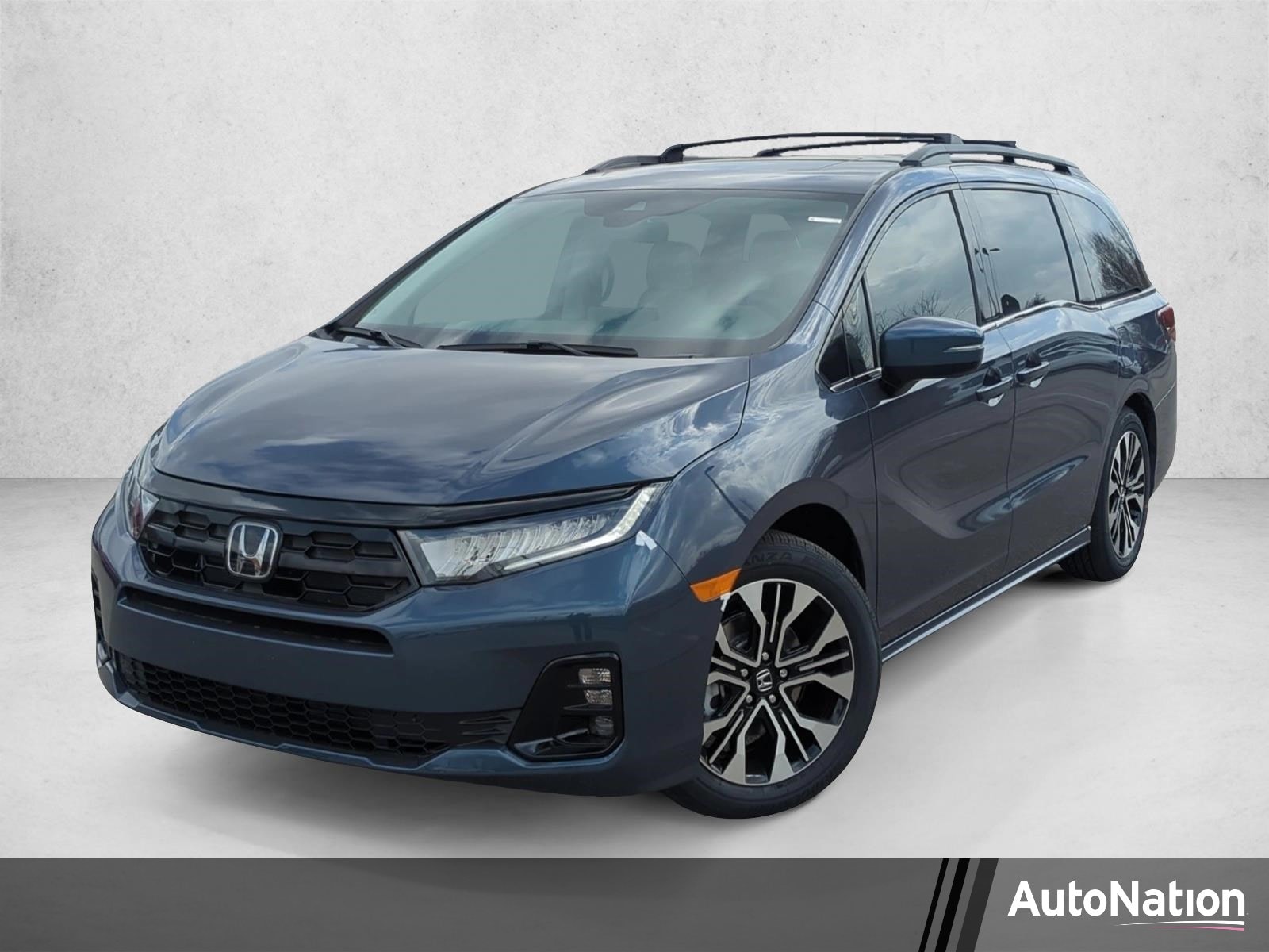 2026 Honda Odyssey Elite's photo