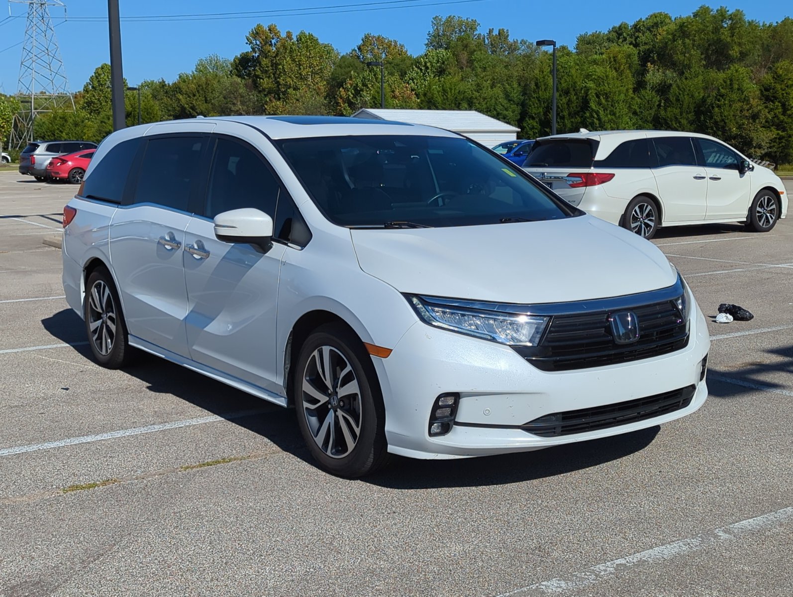2023 Honda Odyssey Touring photo 3