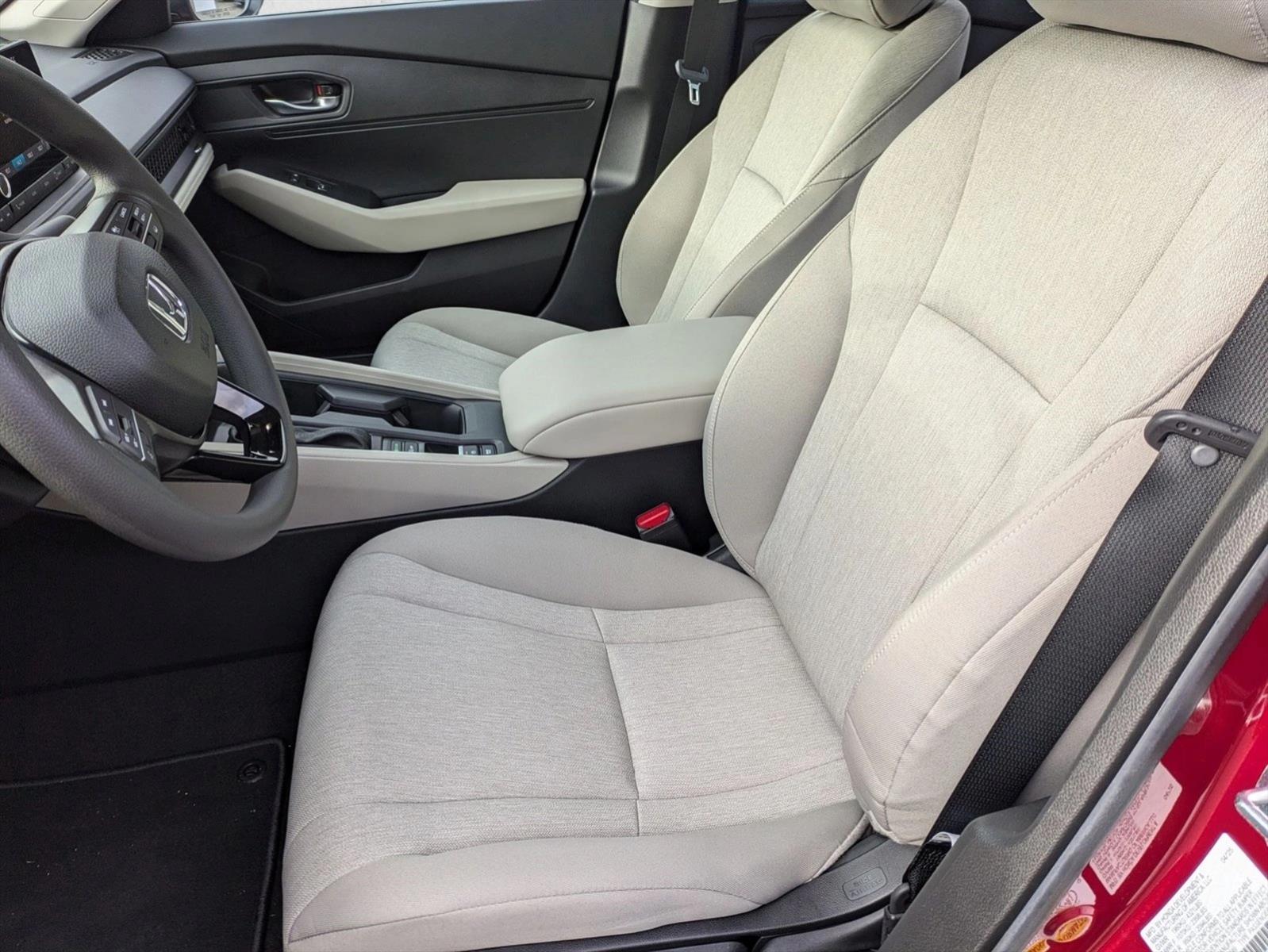 2025 Honda Accord LX - Photo 13