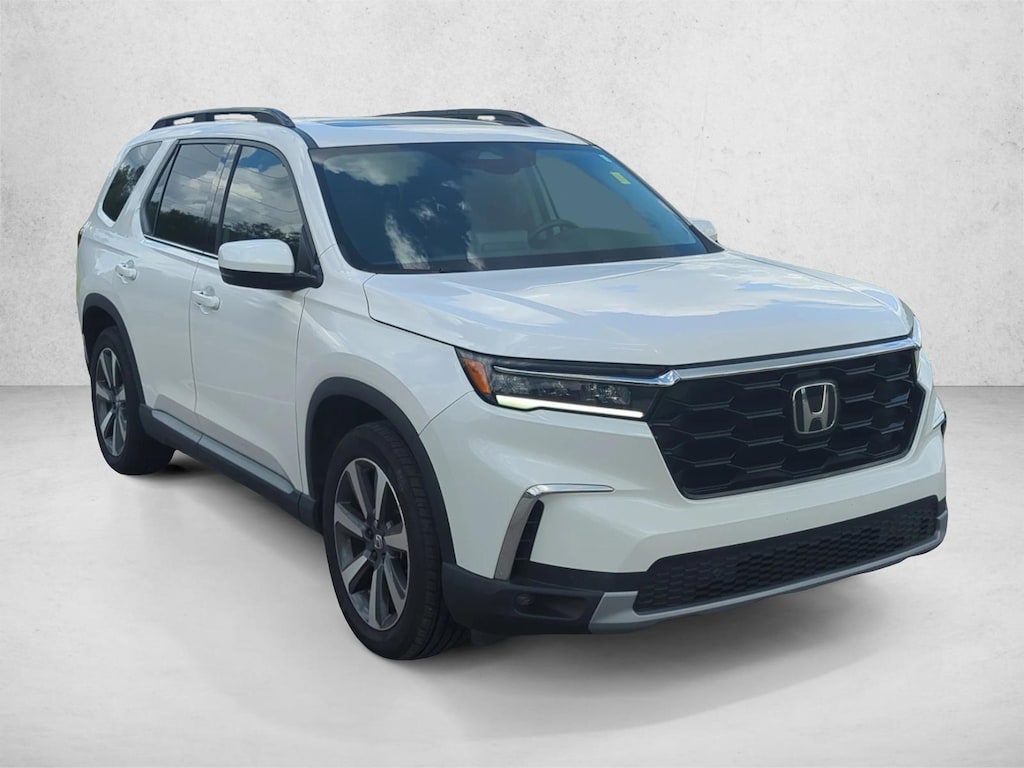 Certified 2023 Honda Pilot Touring SUV