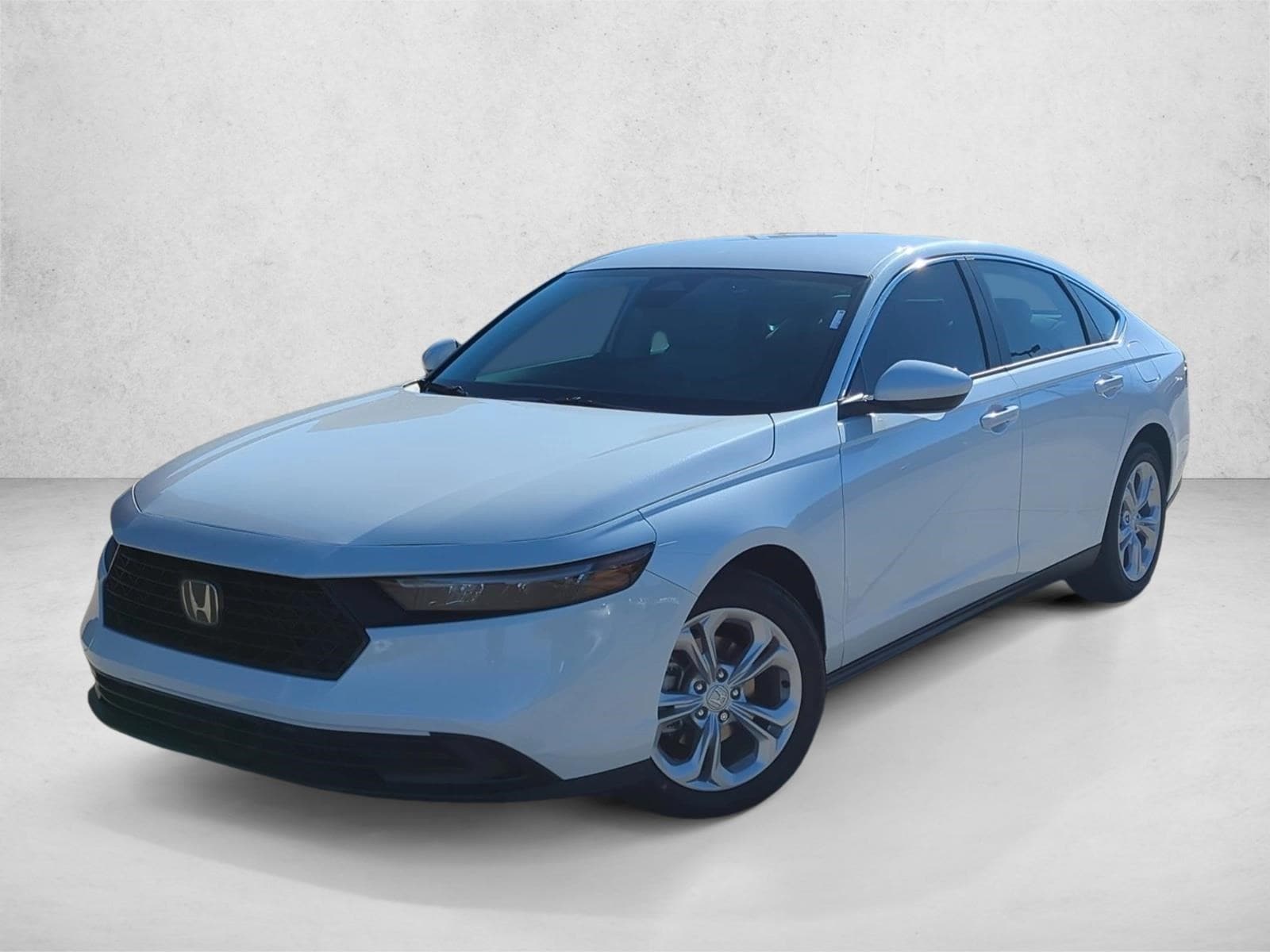 2025 Honda Accord LX's photo