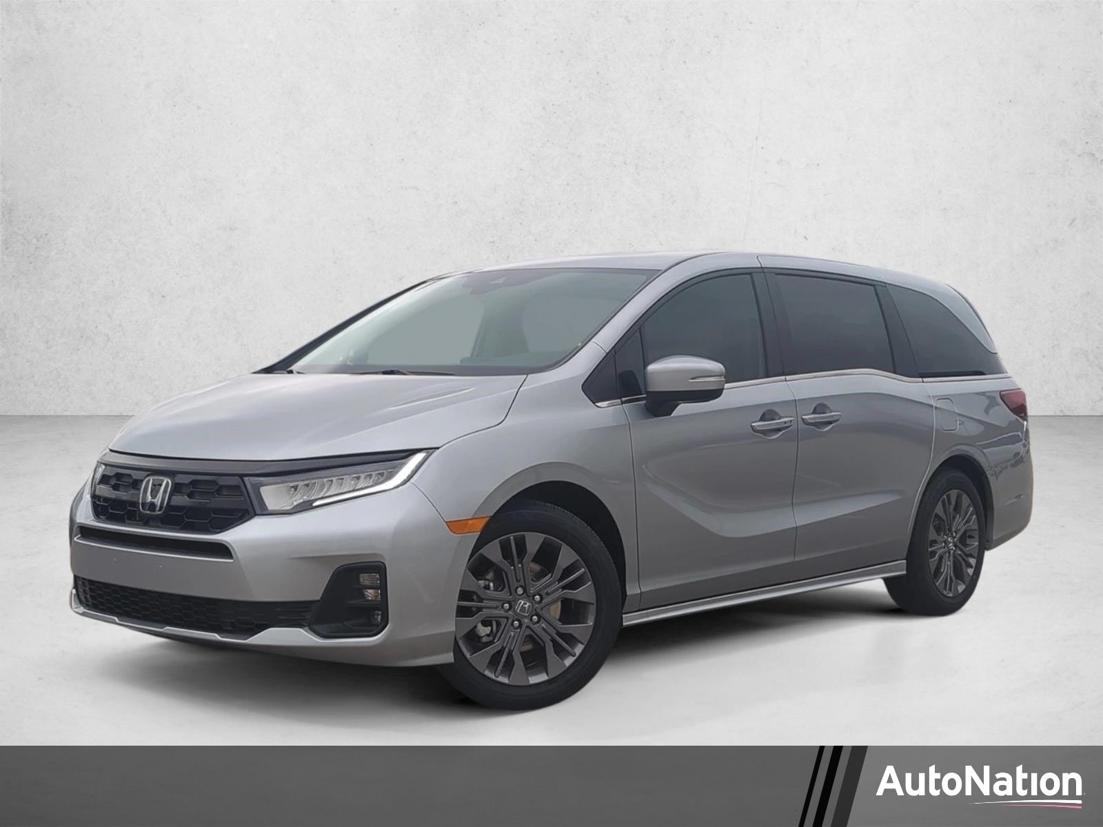 2026 Honda Odyssey Touring's photo