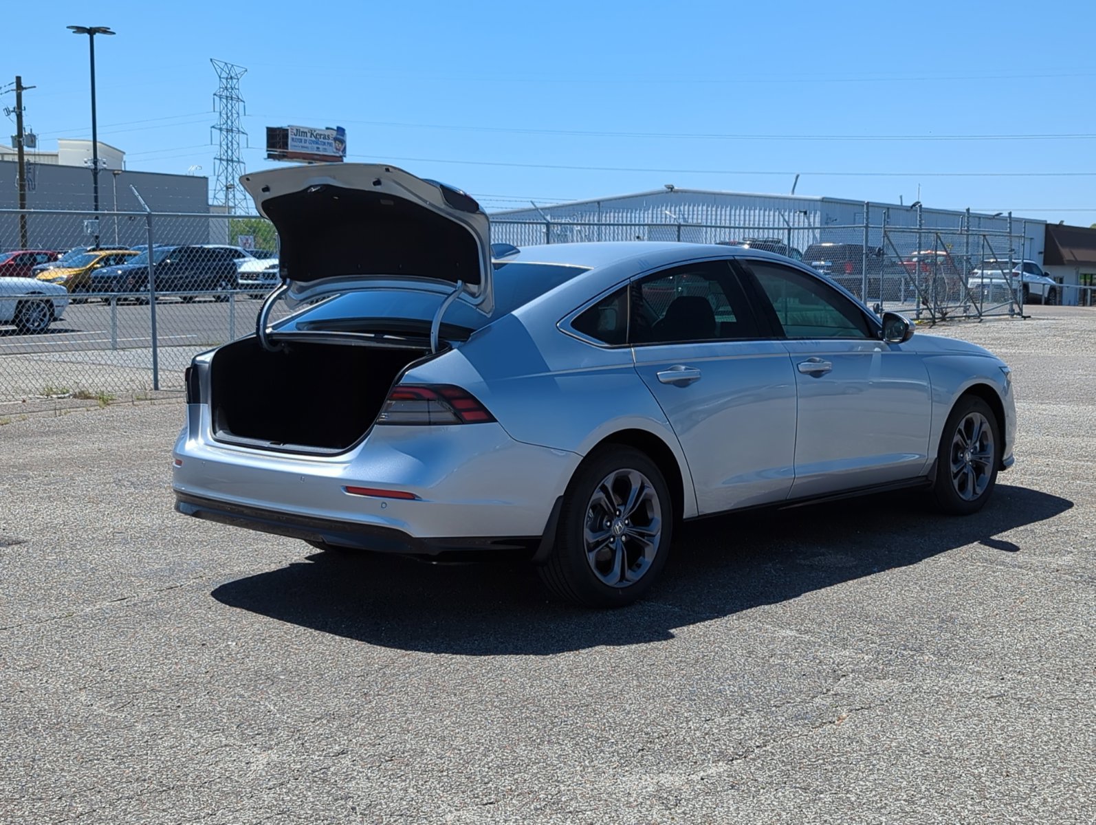2025 Honda Accord Hybrid EX-L photo 2