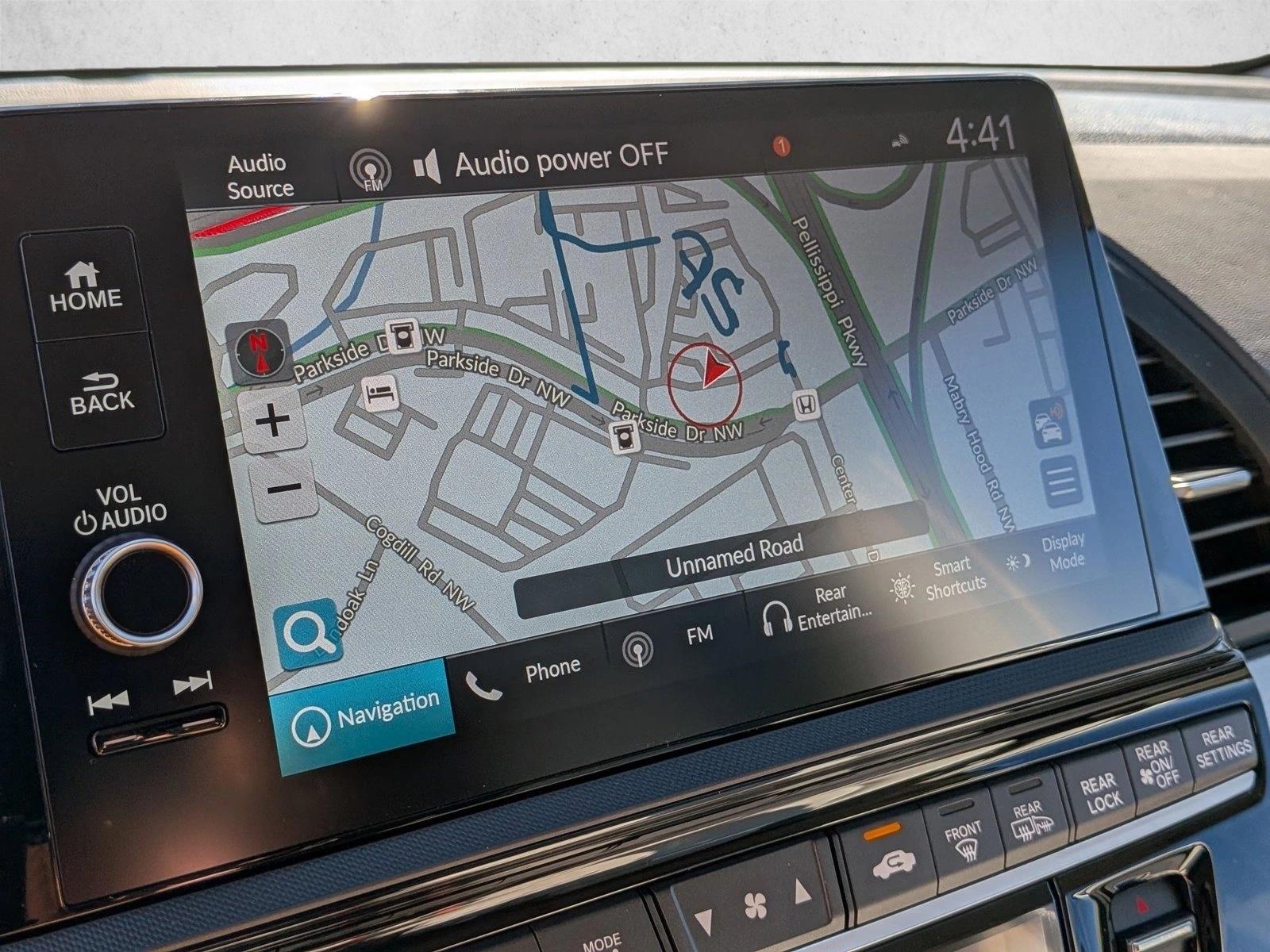 2026 Honda Odyssey Touring - Photo 11