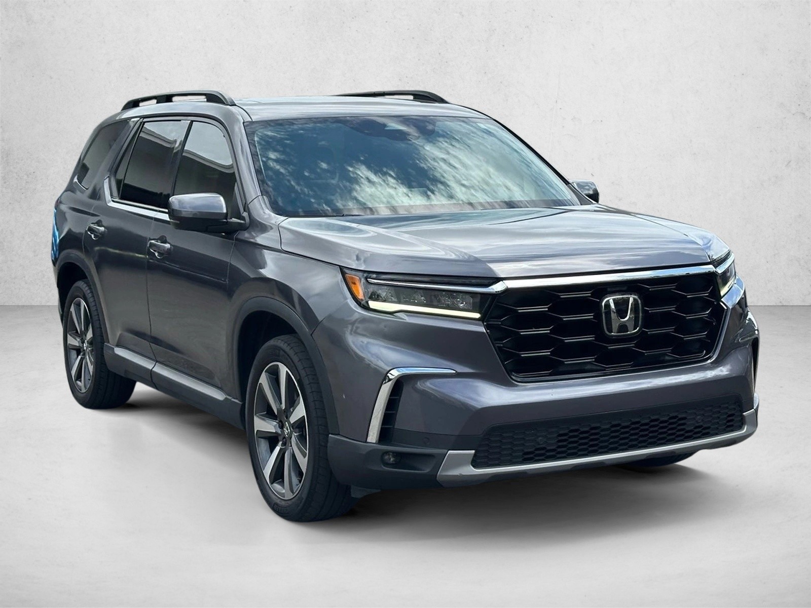 Used 2024 Honda Pilot Touring SUV