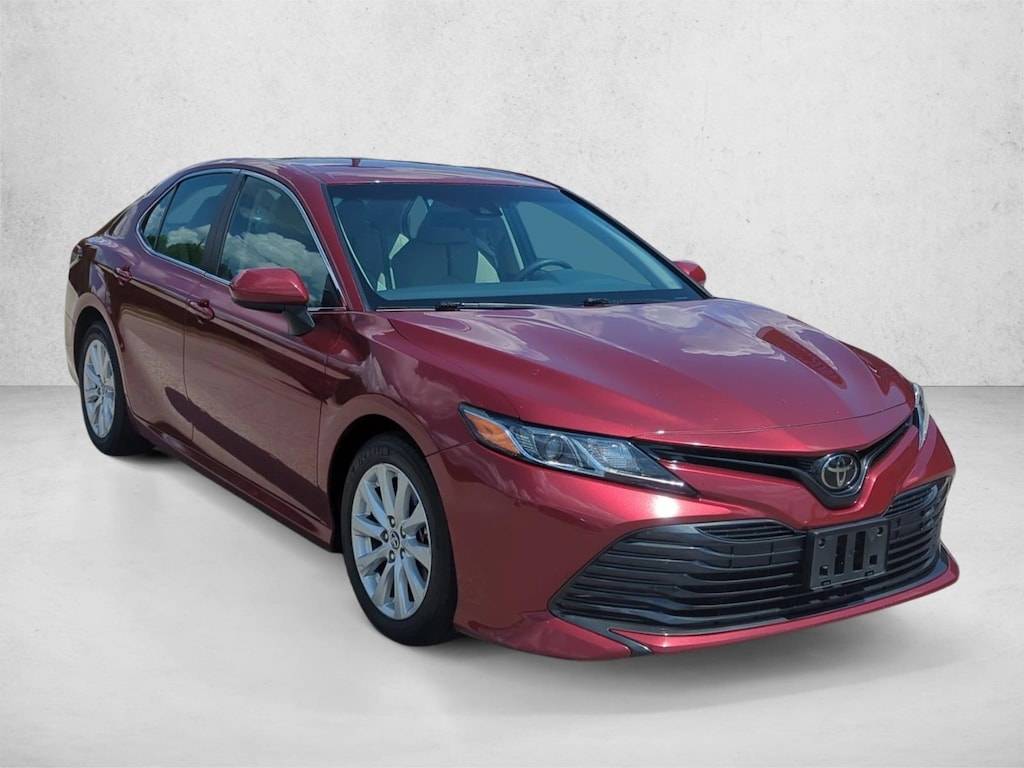 Used 2018 Toyota Camry LE Sedan