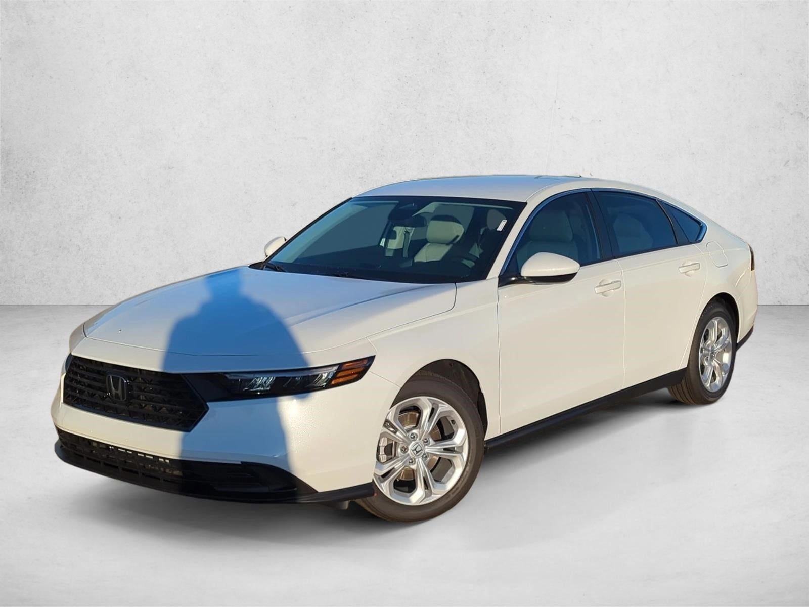 2025 Honda Accord LX's photo