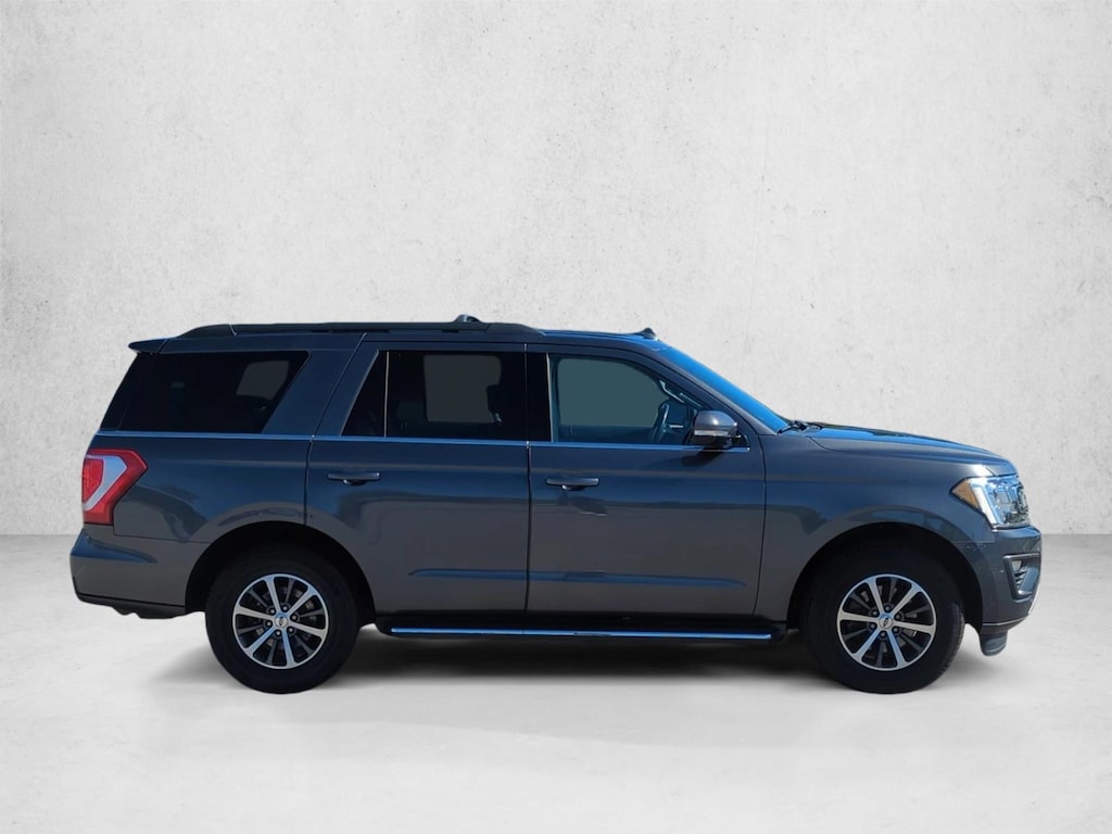 Used 2018 Ford Expedition XLT SUV