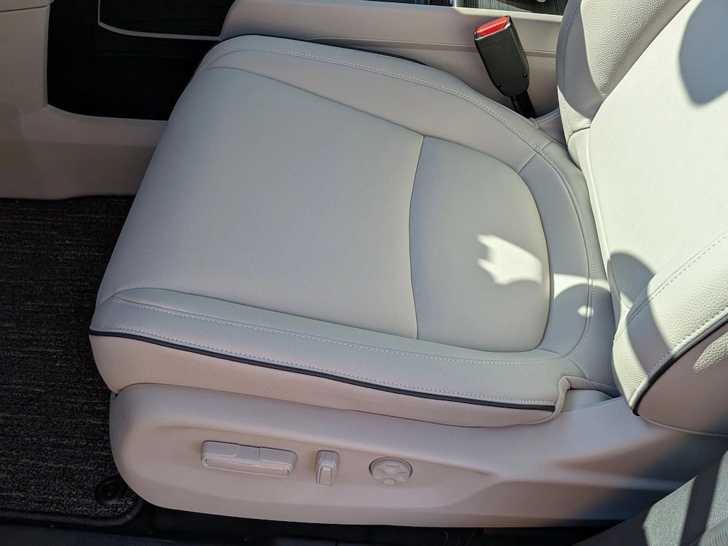 New 2026 Honda Odyssey Touring Van Passenger