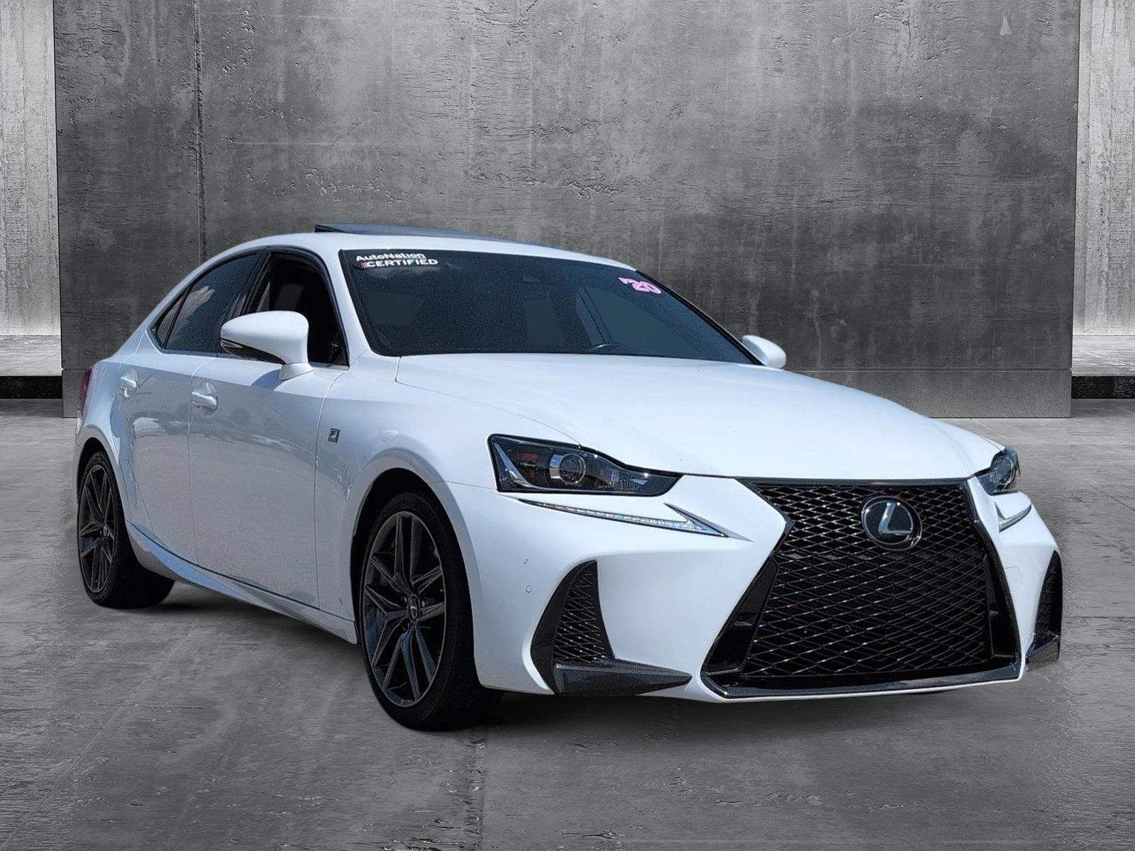 2020 Lexus IS 350 F SPORT photo 3