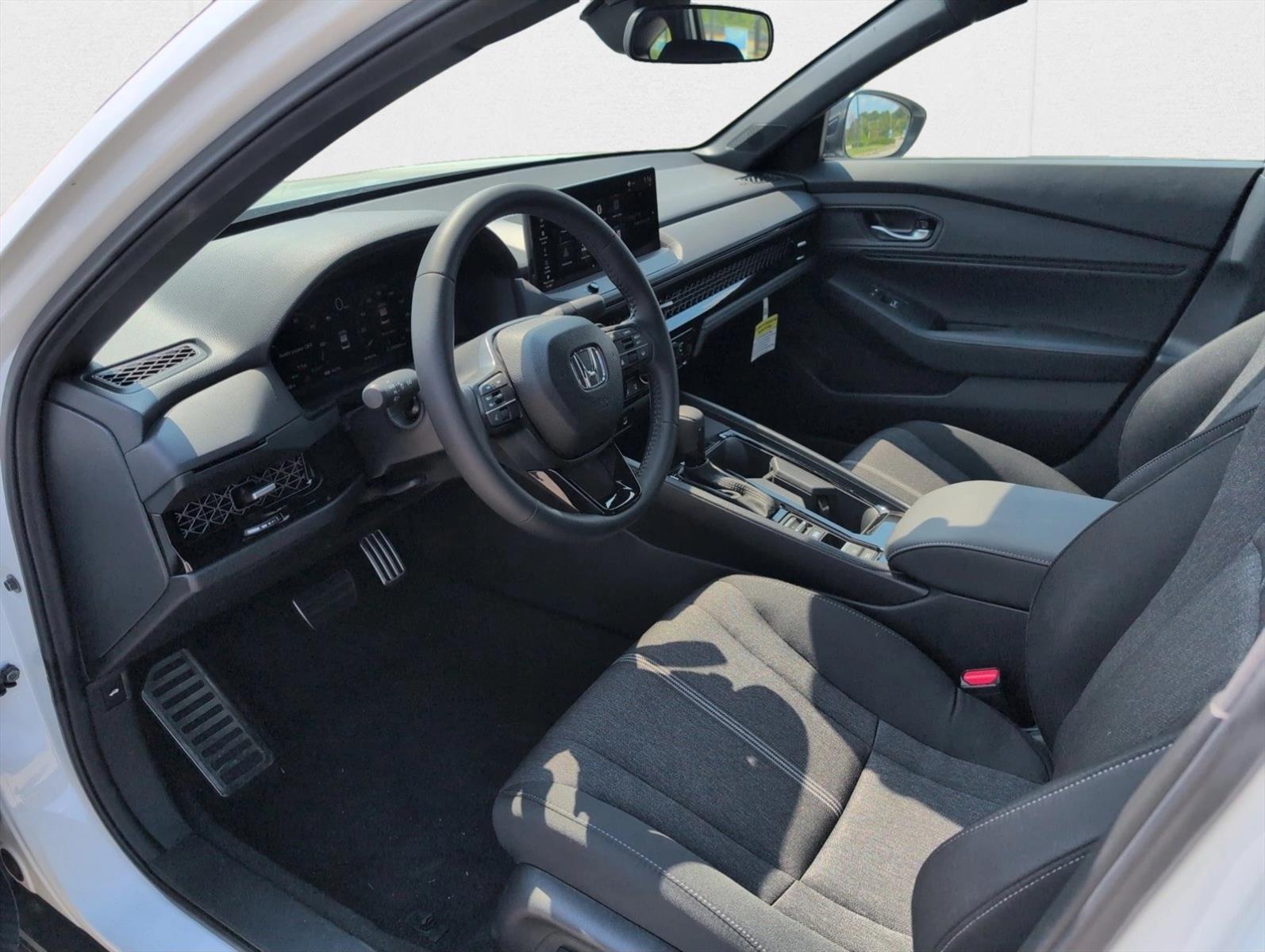 2025 Honda Accord Hybrid Sport - Photo 9