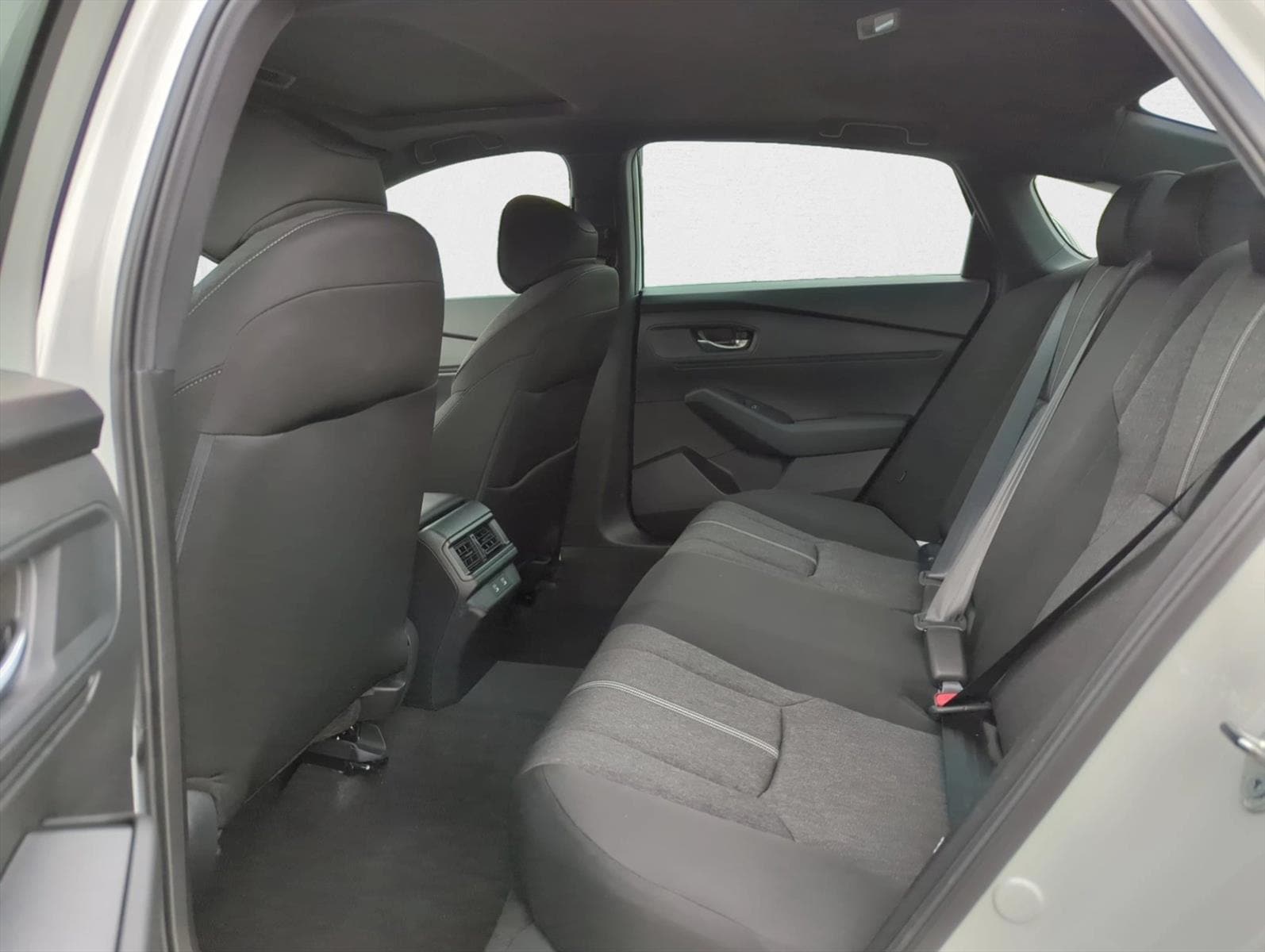 2025 Honda Accord Hybrid Sport - Photo 15