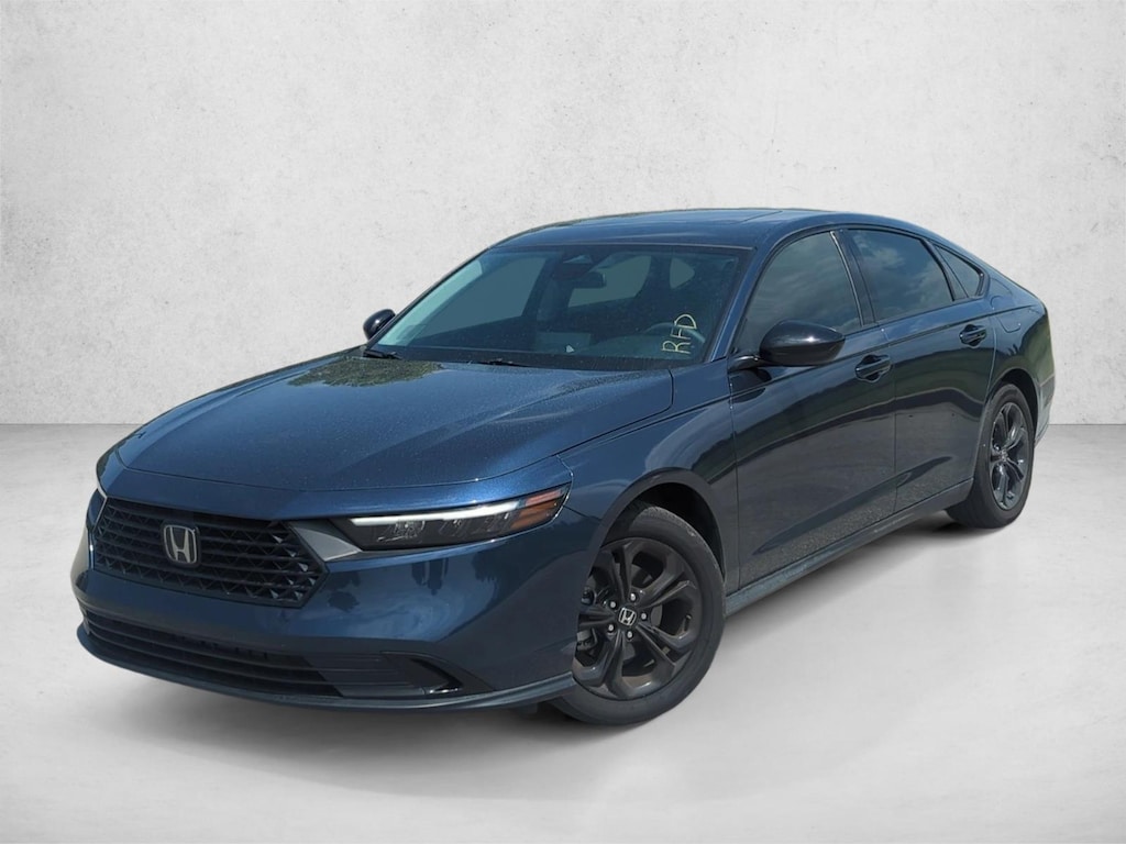 Used 2025 Honda Accord SE Sedan
