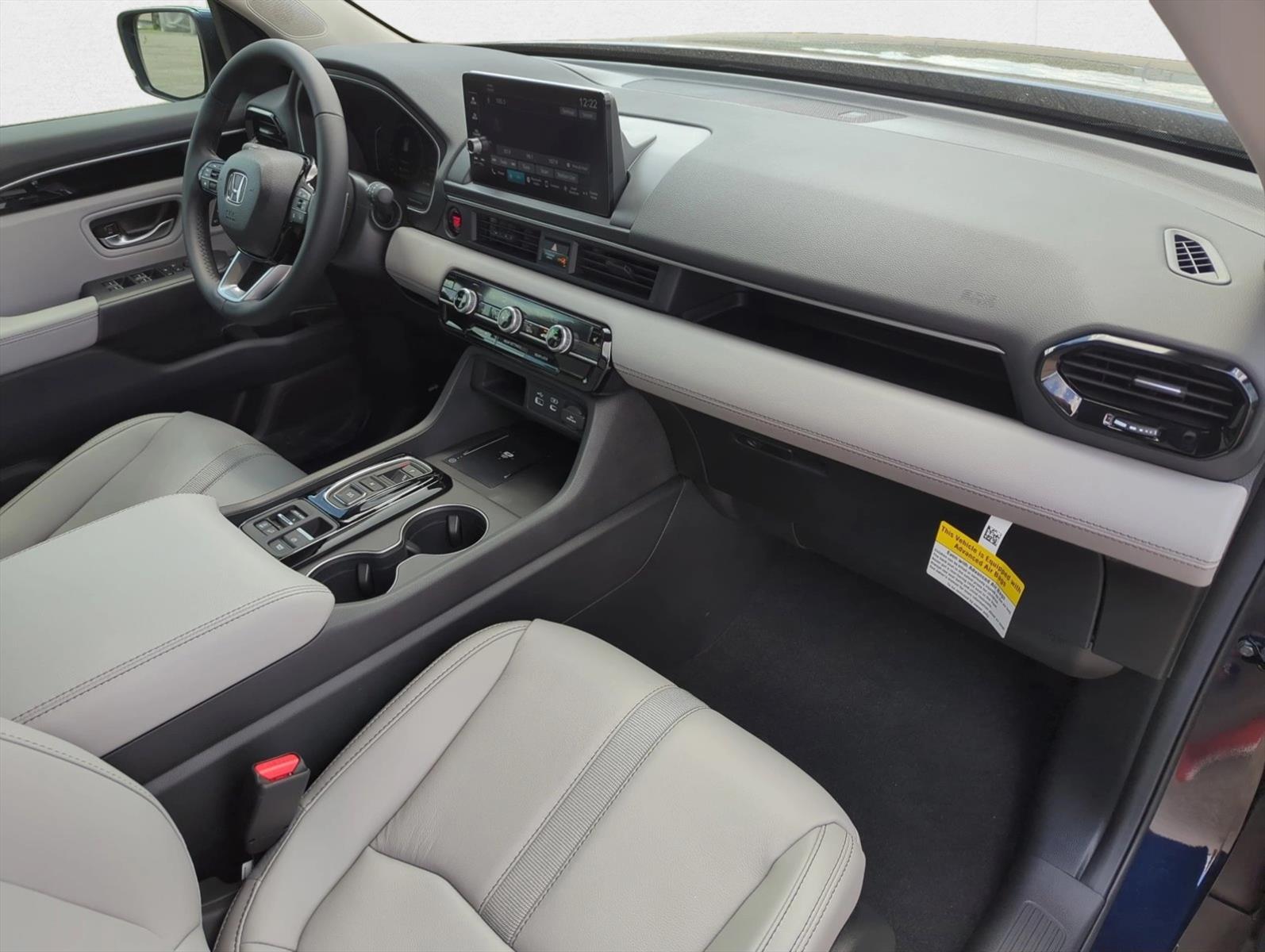 2025 Honda Pilot EX-L photo 4