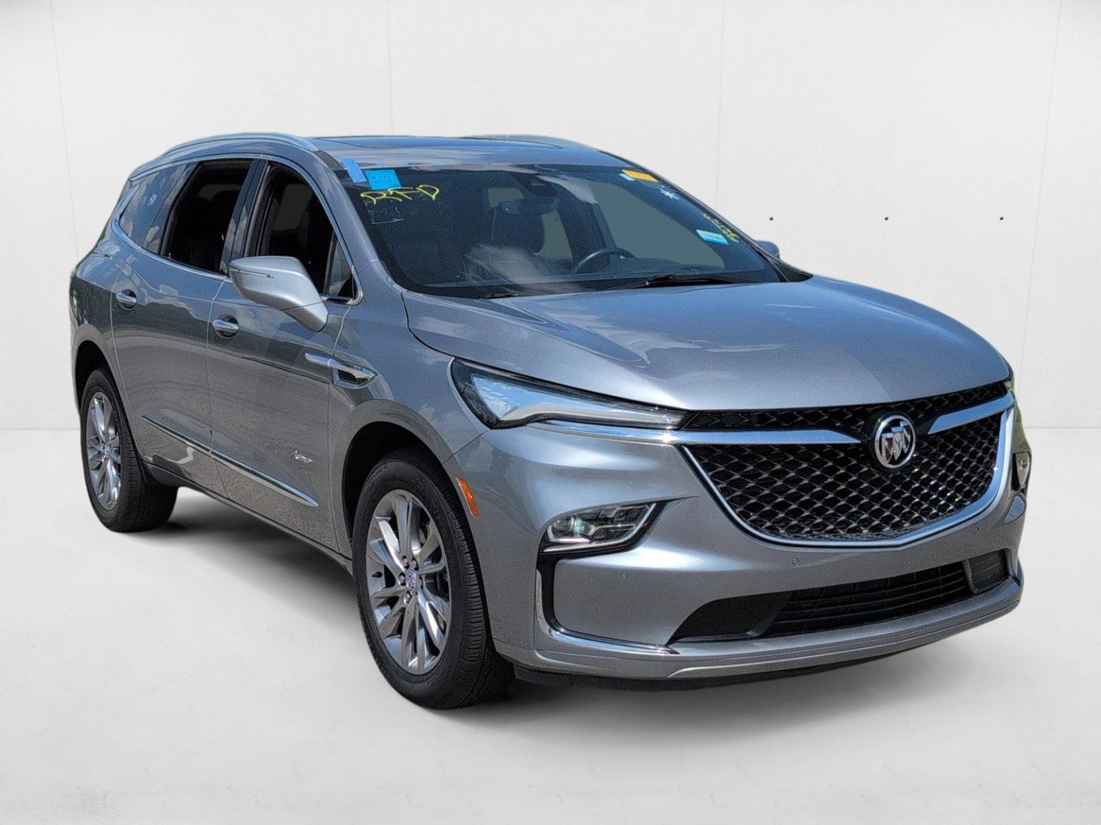 2023 Buick Enclave Avenir photo 3