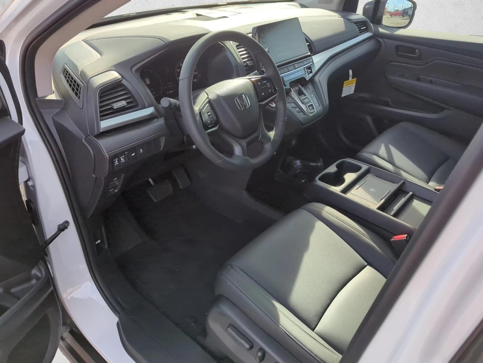 2026 Honda Odyssey EX-L - Photo 9