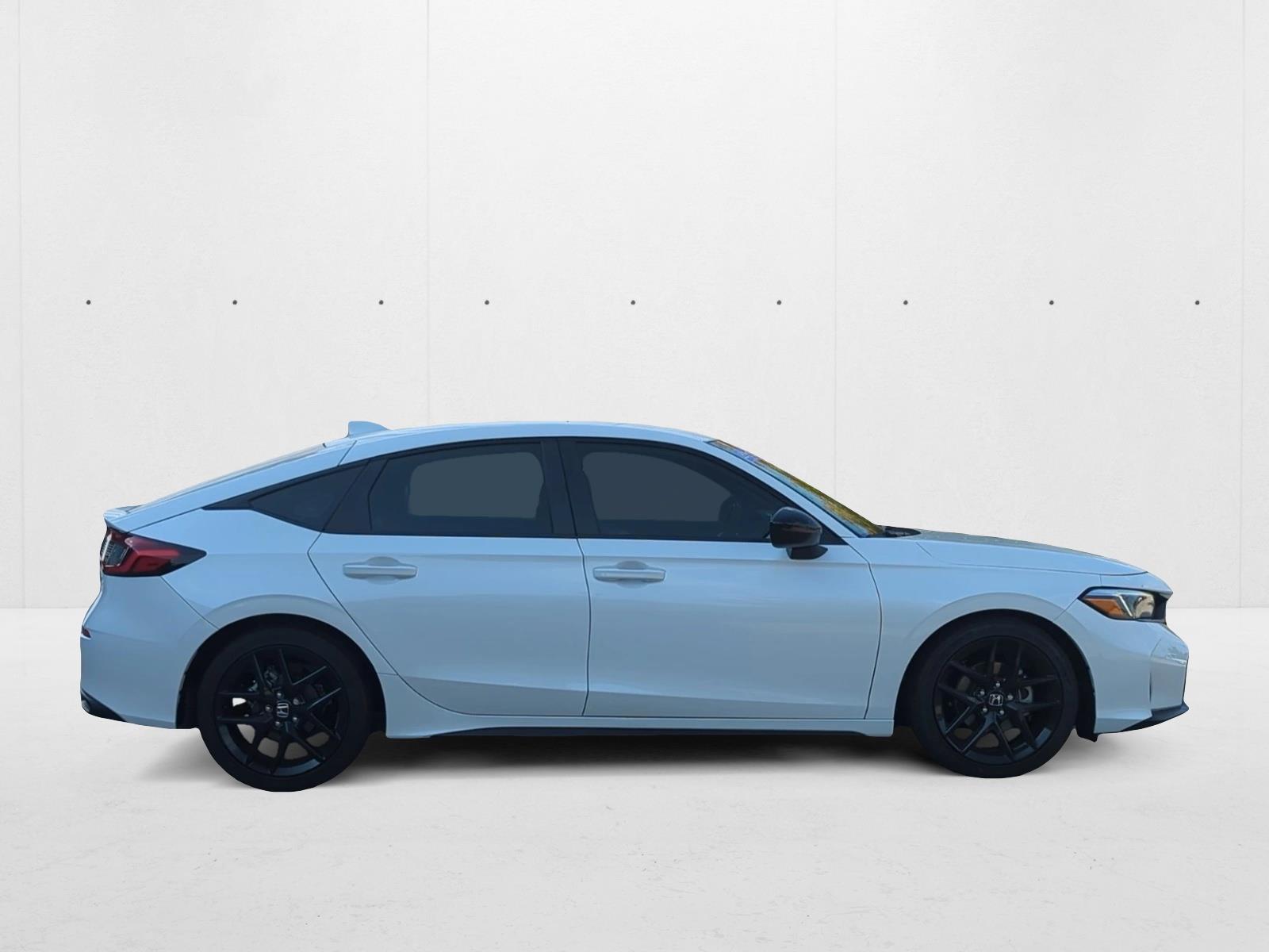 2025 Honda Civic Sport Hatchback photo 2