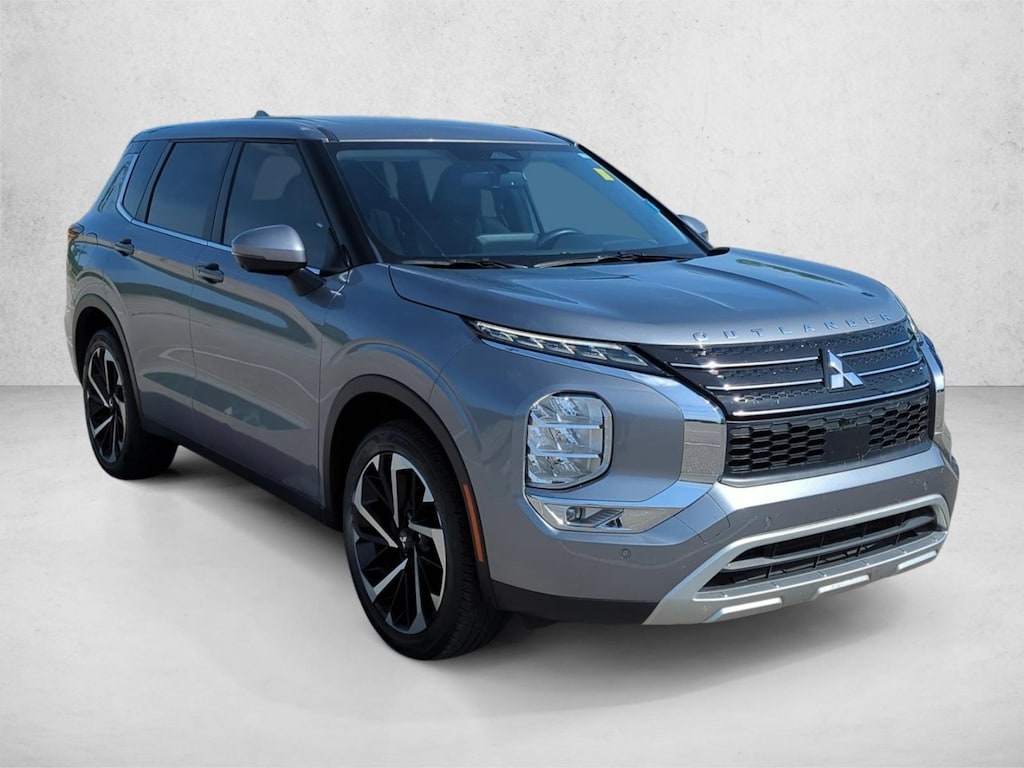 Used 2023 Mitsubishi Outlander SE SUV