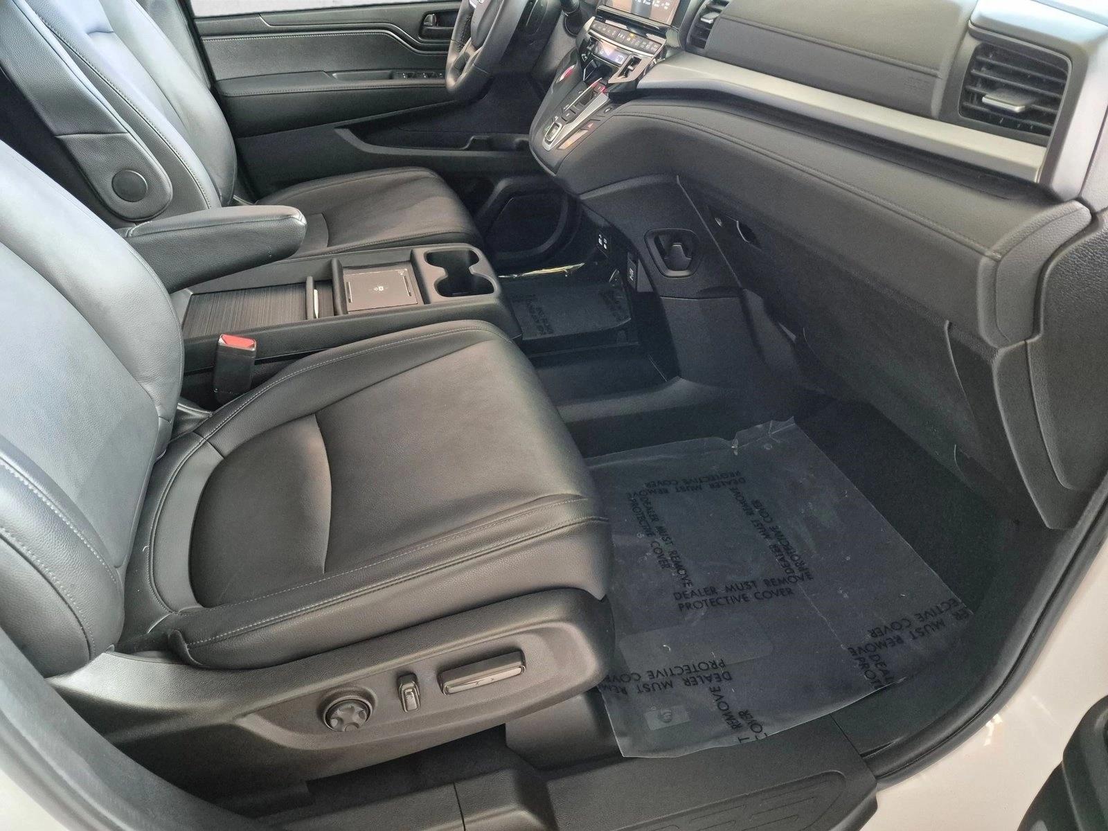 2025 Honda Odyssey EX-L - Photo 20