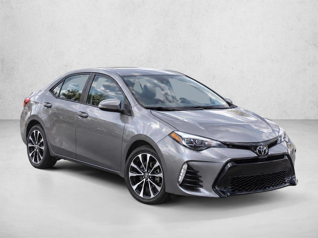 Used 2019 Toyota Corolla SE Sedan