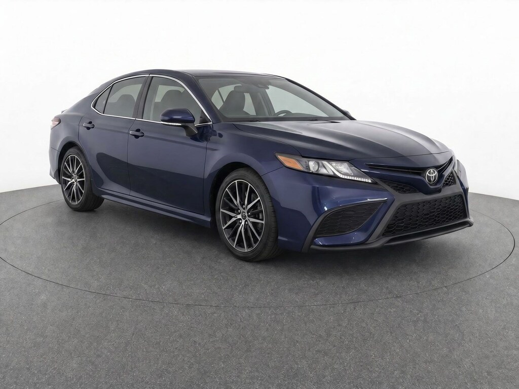 Used 2022 Toyota Camry SE Sedan