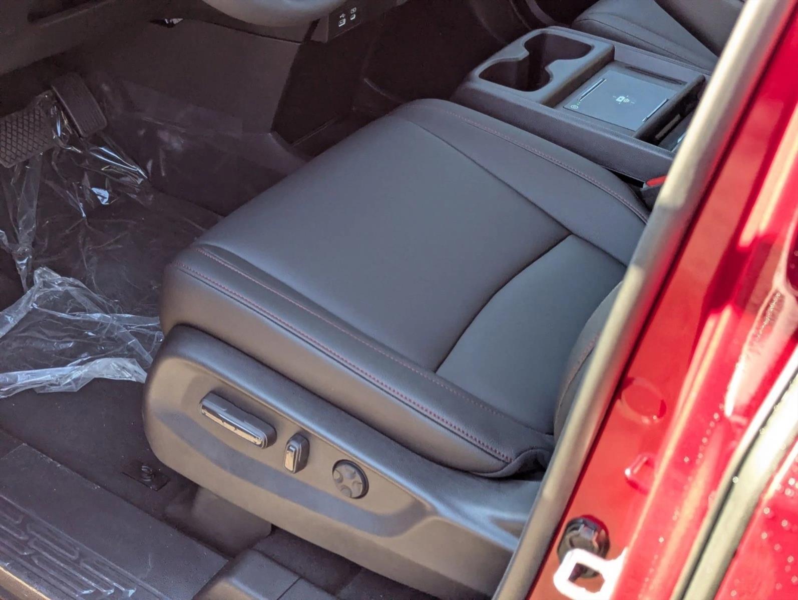 2025 Honda Odyssey photo 4