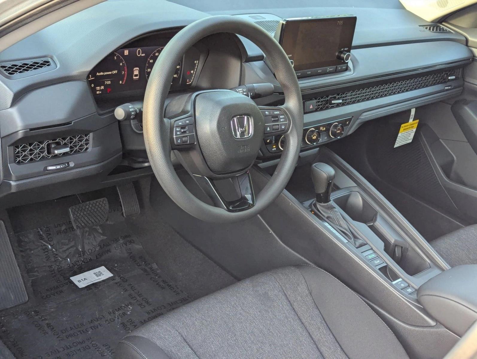 2025 Honda Accord SE photo 3