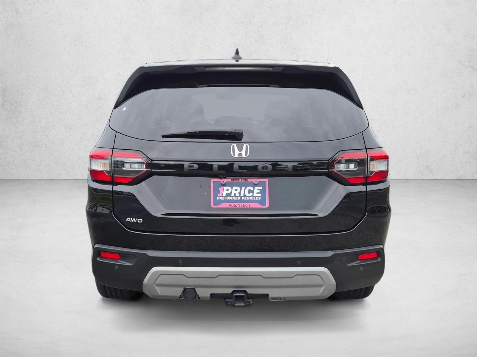 2023 Honda Pilot EX-L - Photo 6