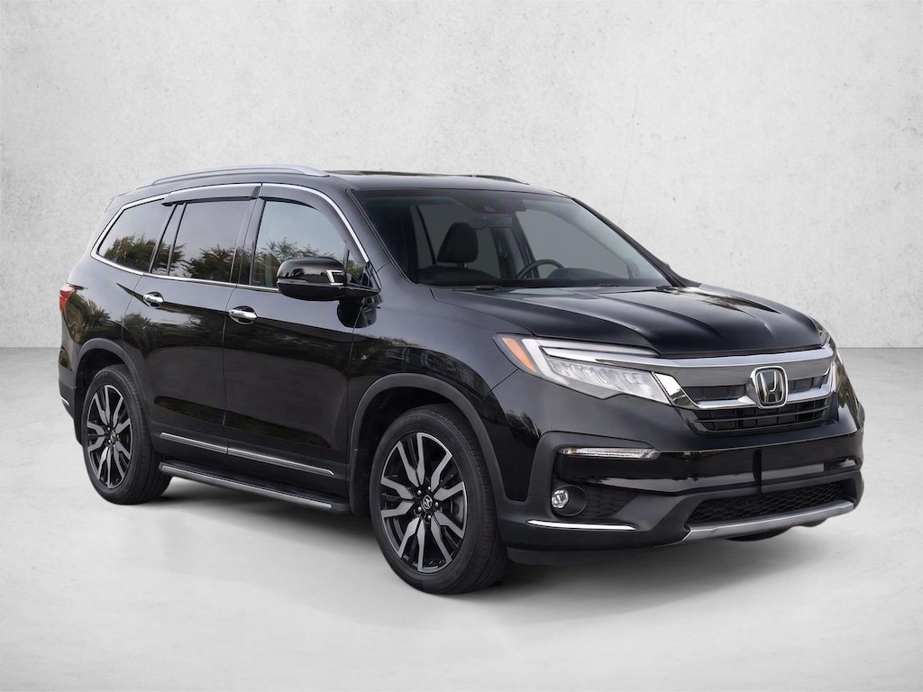 Used 2019 Honda Pilot Touring 8-Passenger FWD SUV