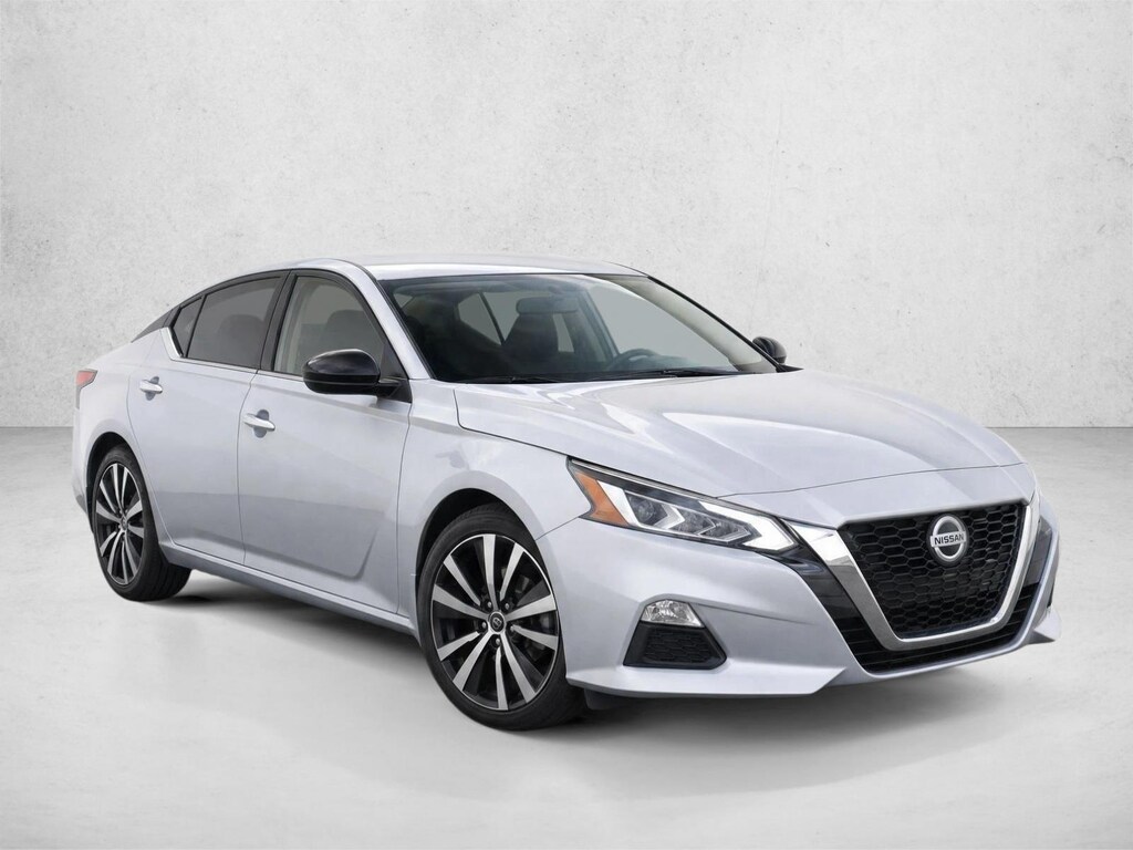 Used 2019 Nissan Altima 2.5 SR Sedan